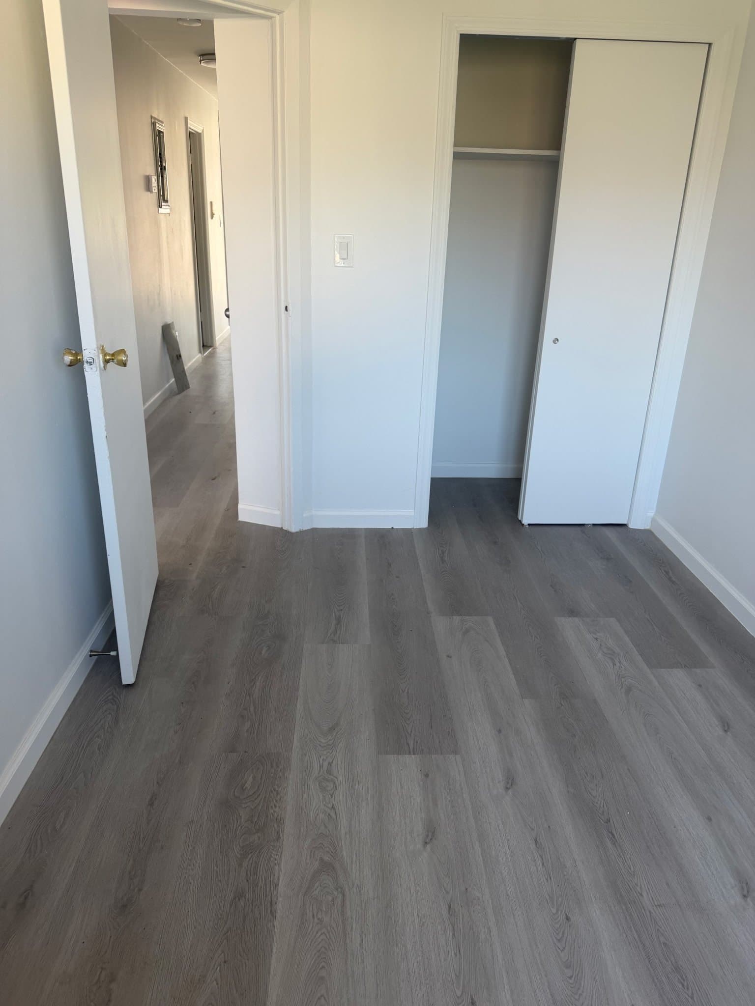 Flushing Townhome: 162nd Street and 45th Ave