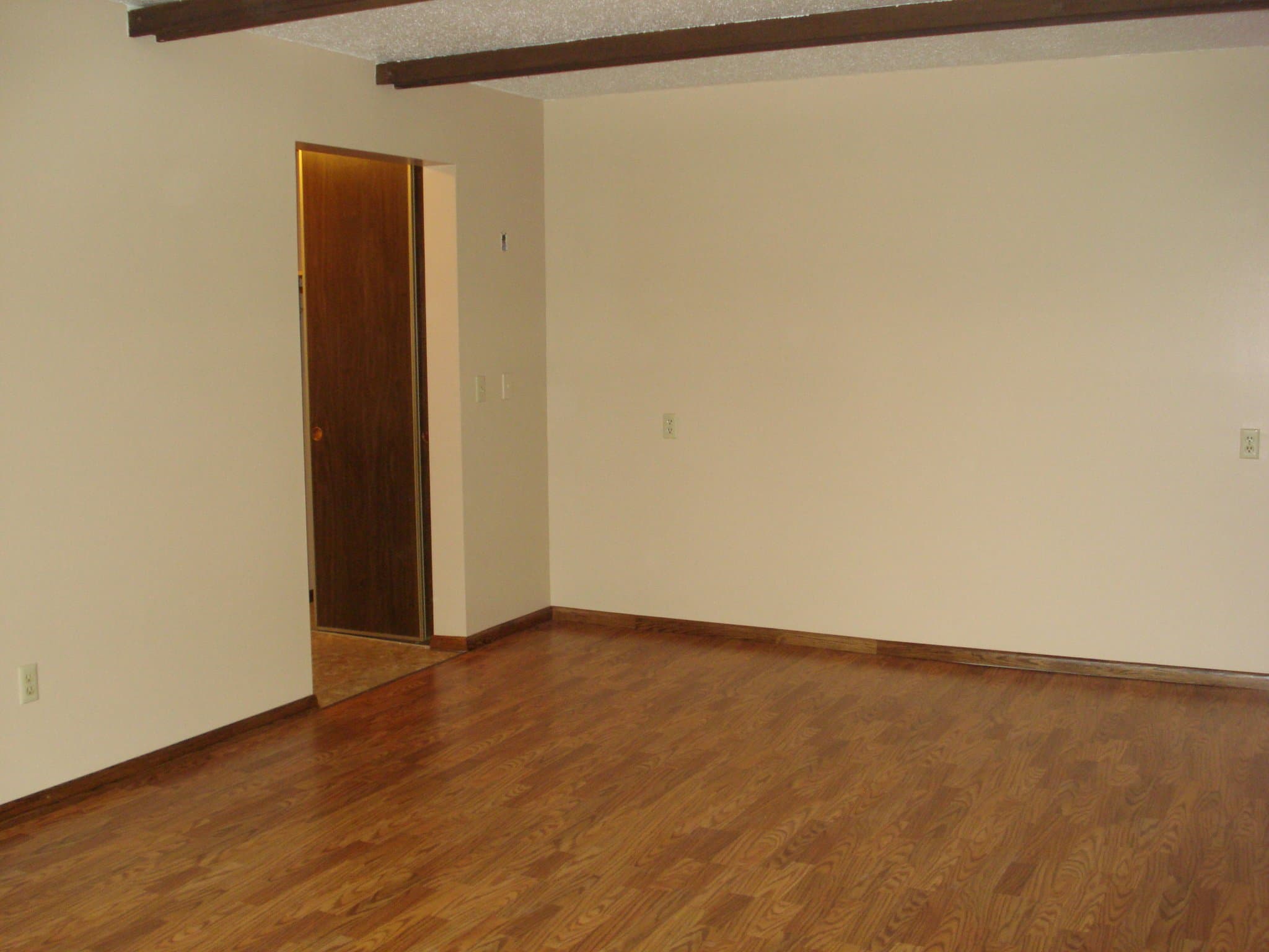 Saint Paul Apartment: 5284 Greenfield Ave