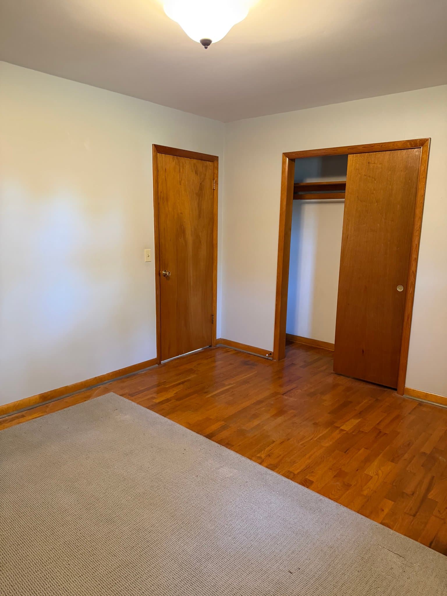 Mexico House: 1233 Pinelawn