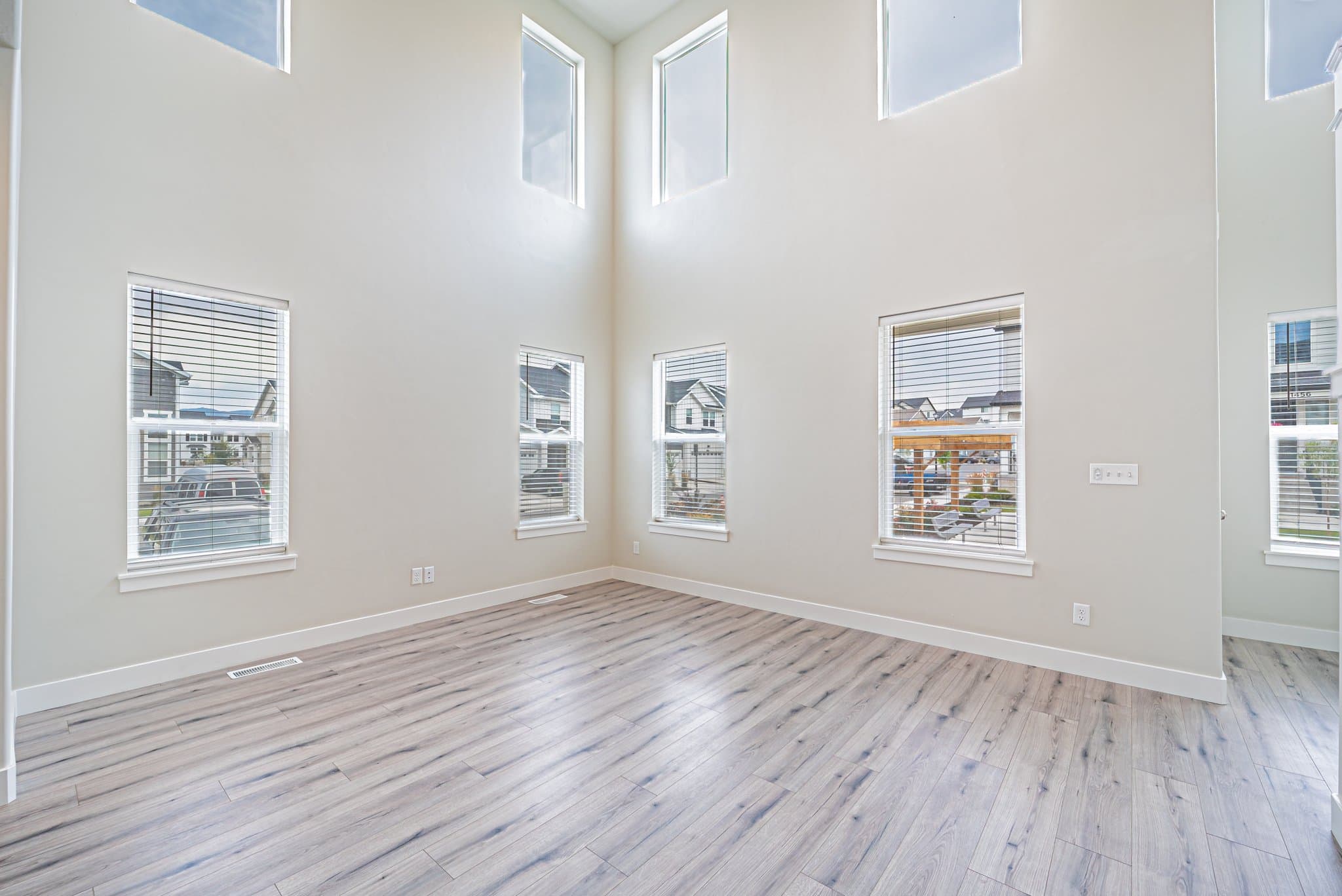 Lehi Single Room: 1453 N 3860 W