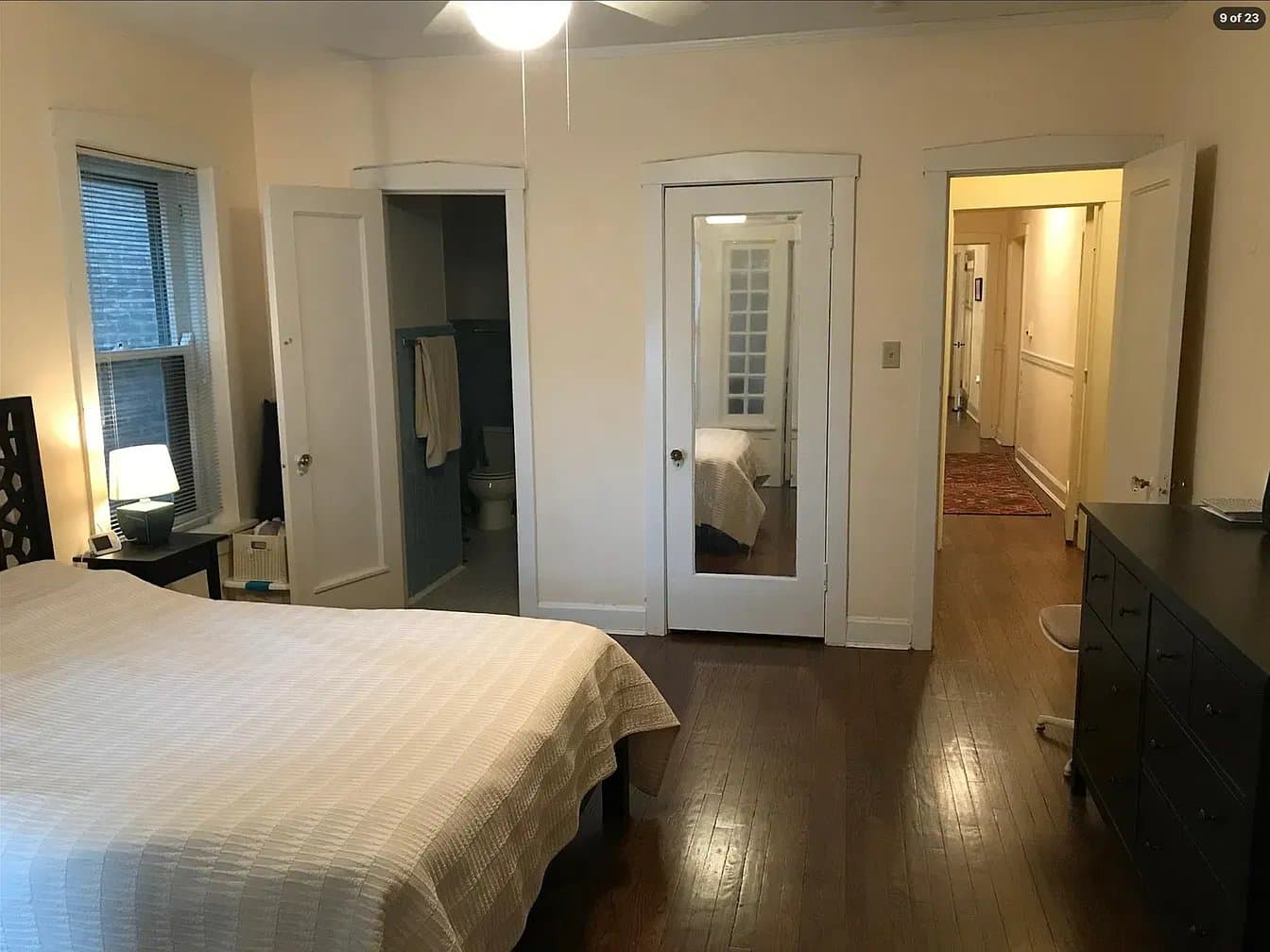 Chicago Apartment: 2737 N Hampden Ct