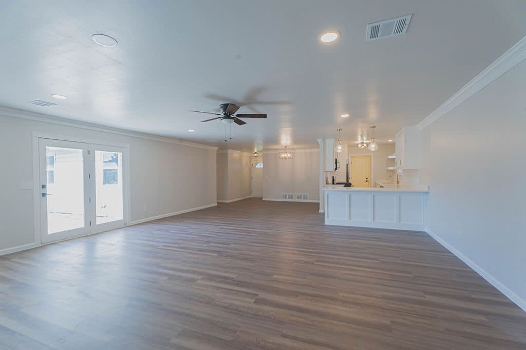 Amarillo House: 2911 S Philadelphia St