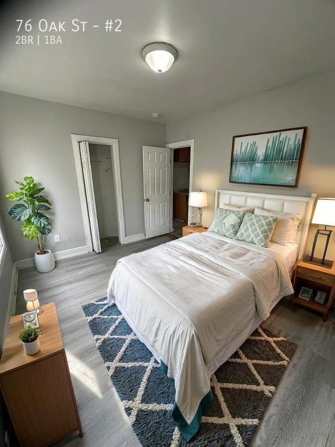 Waterbury Apartment: 76 Oak St