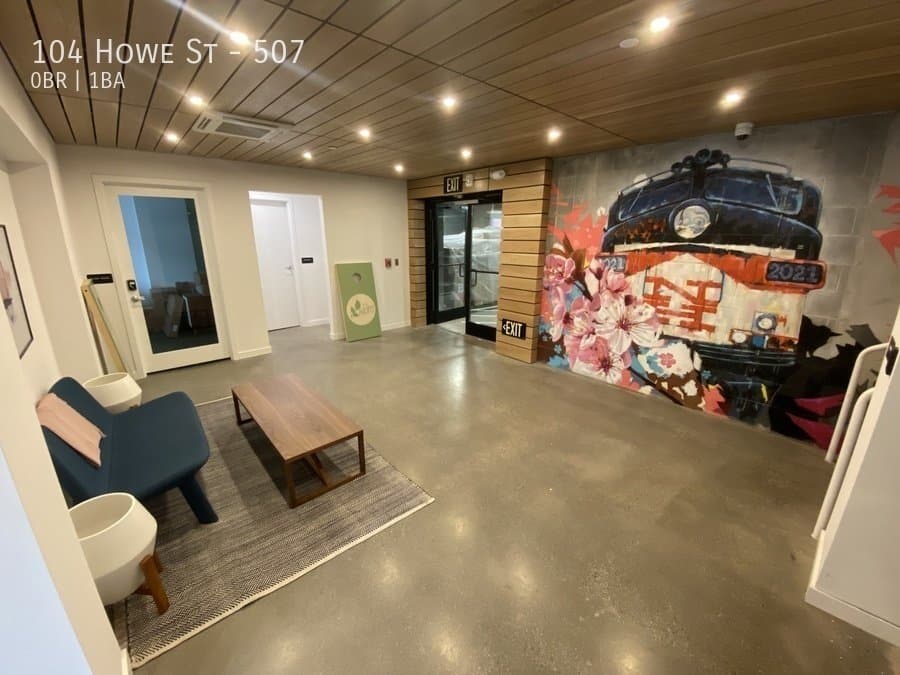 New Haven Apartment: 104 Howe St