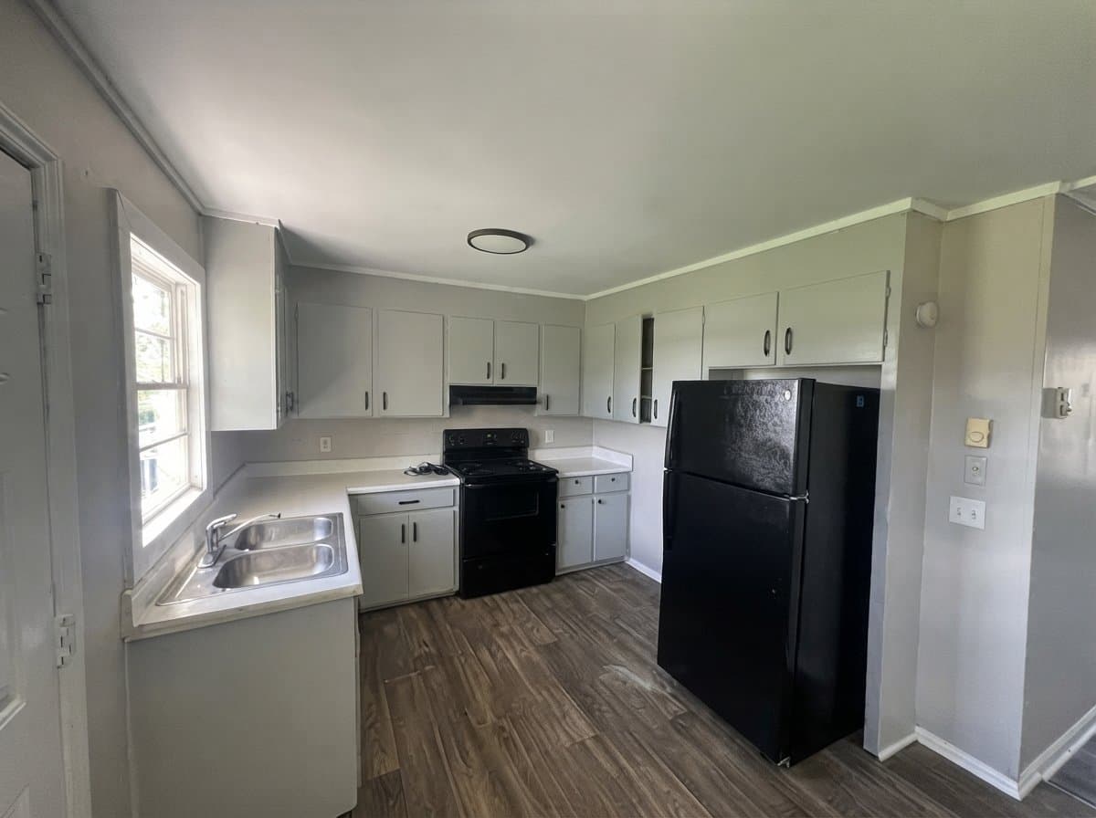Greenville Apartment: 55 Monroe St
