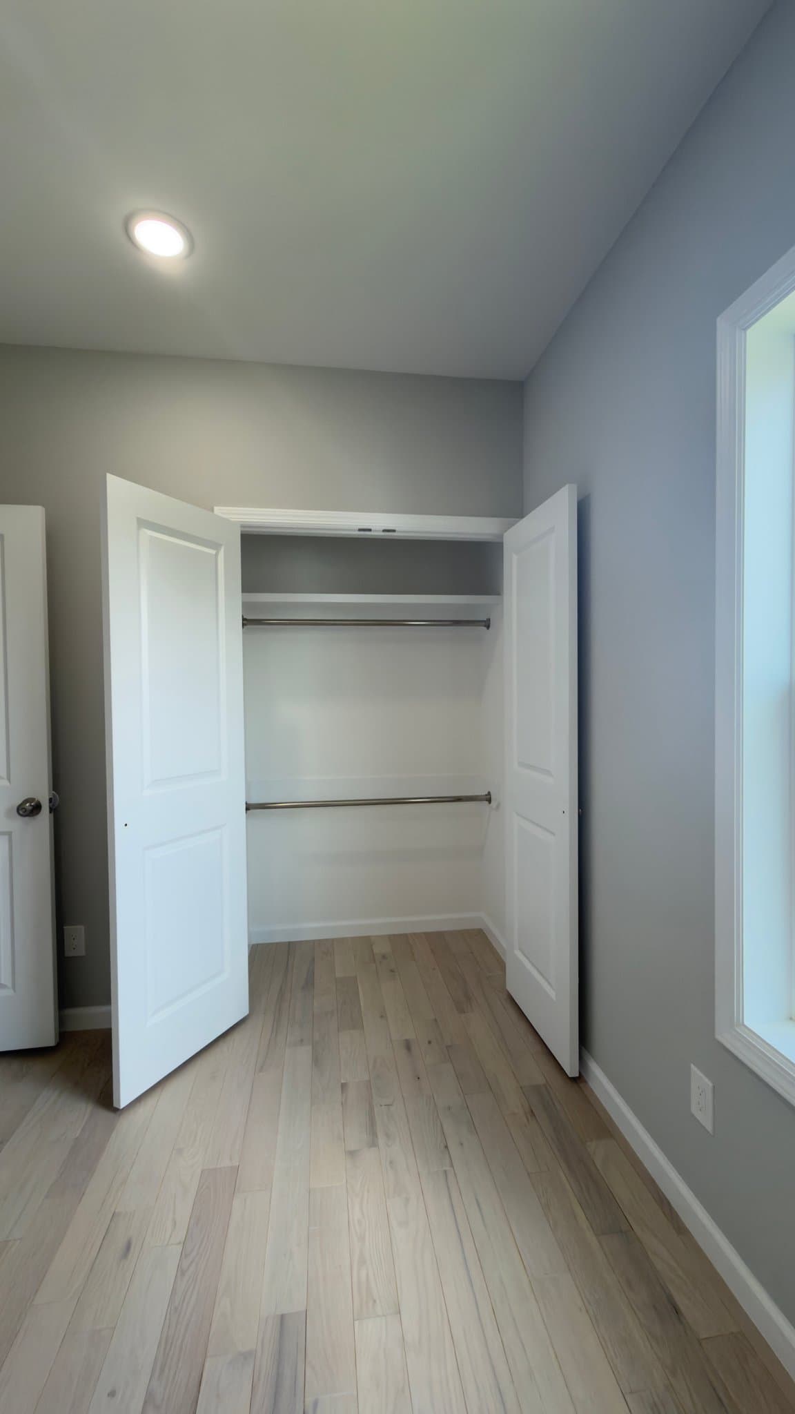 Paterson Townhome: 739 E 23rd Street
