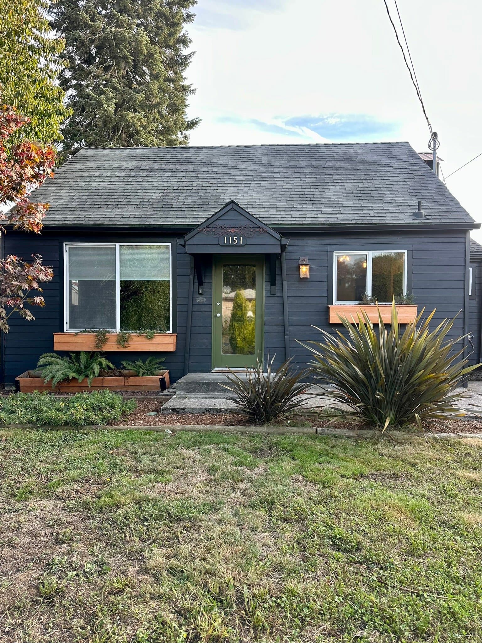 Cornelius House: 1151 N Barlow St