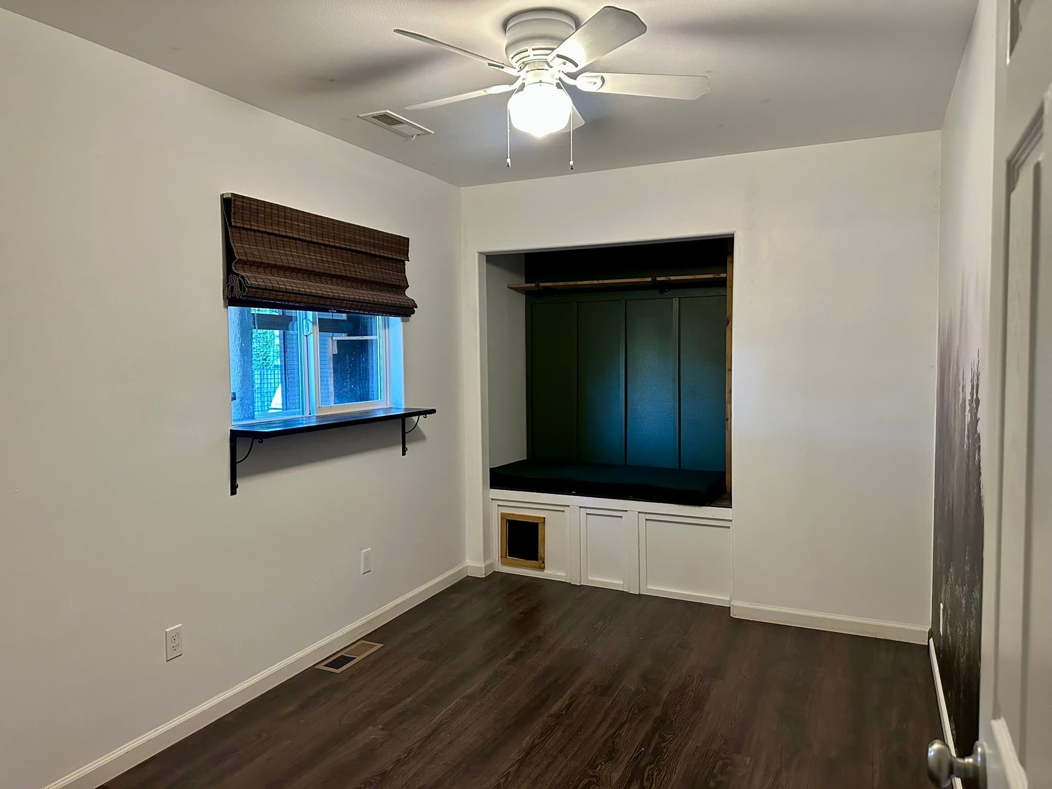 Cornelius House: 1151 N Barlow St