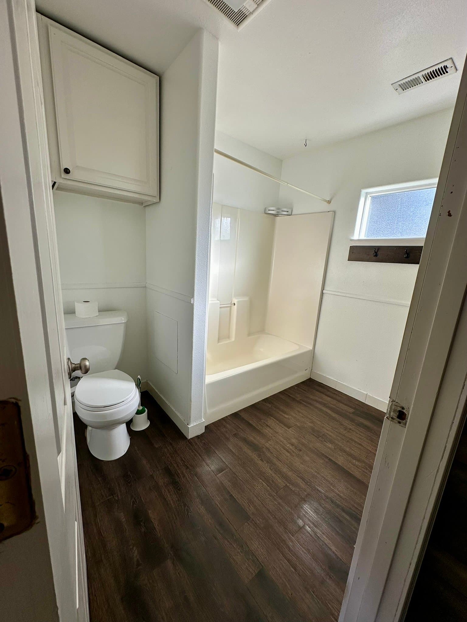 Cornelius House: 1151 N Barlow St