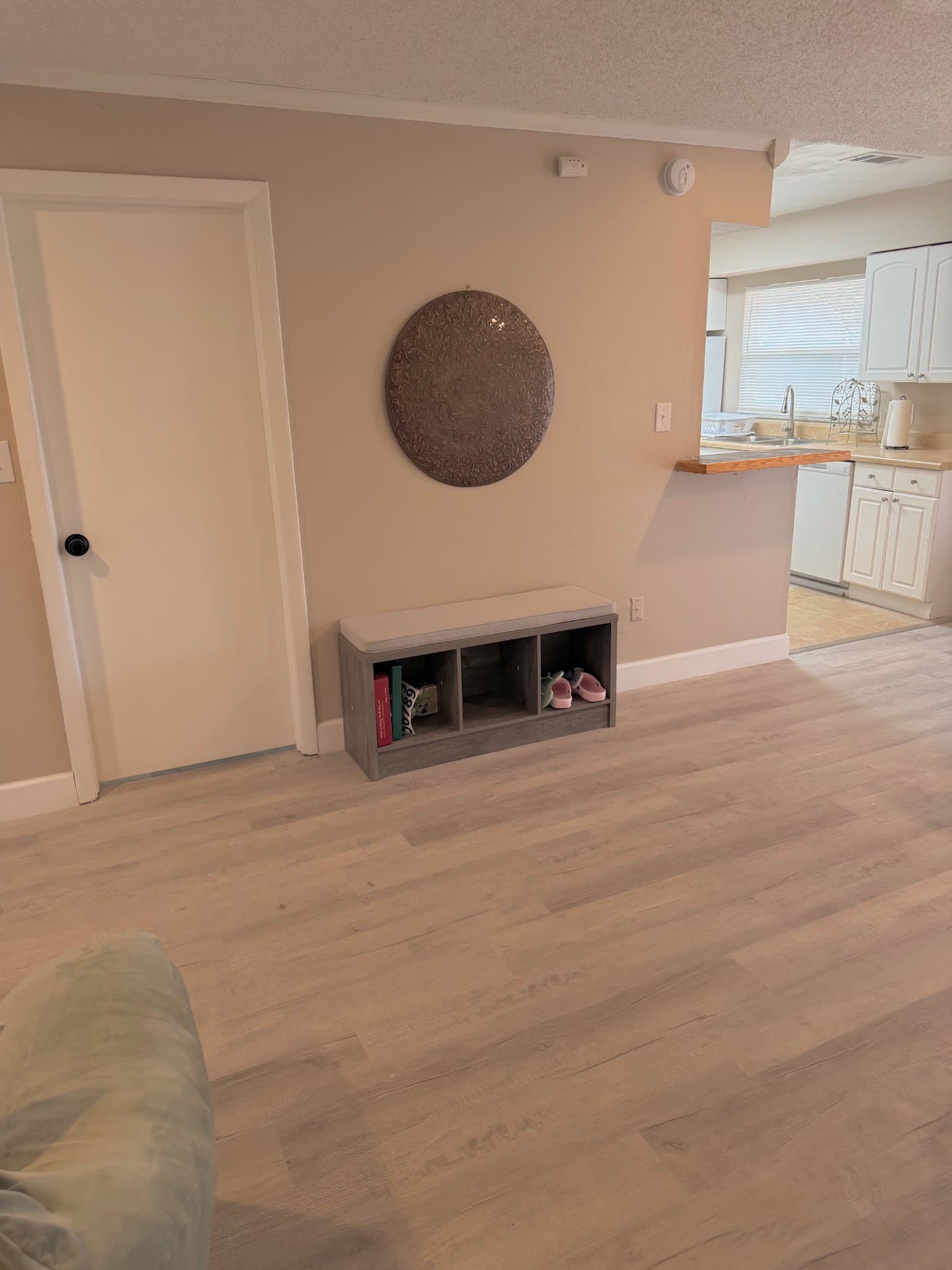 Sanford House: 127 Hidden Lake Dr