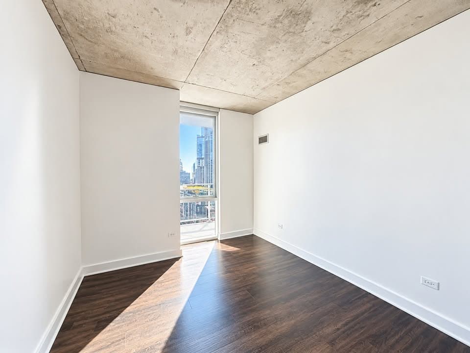 Chicago Condo: 515 N Franklin St