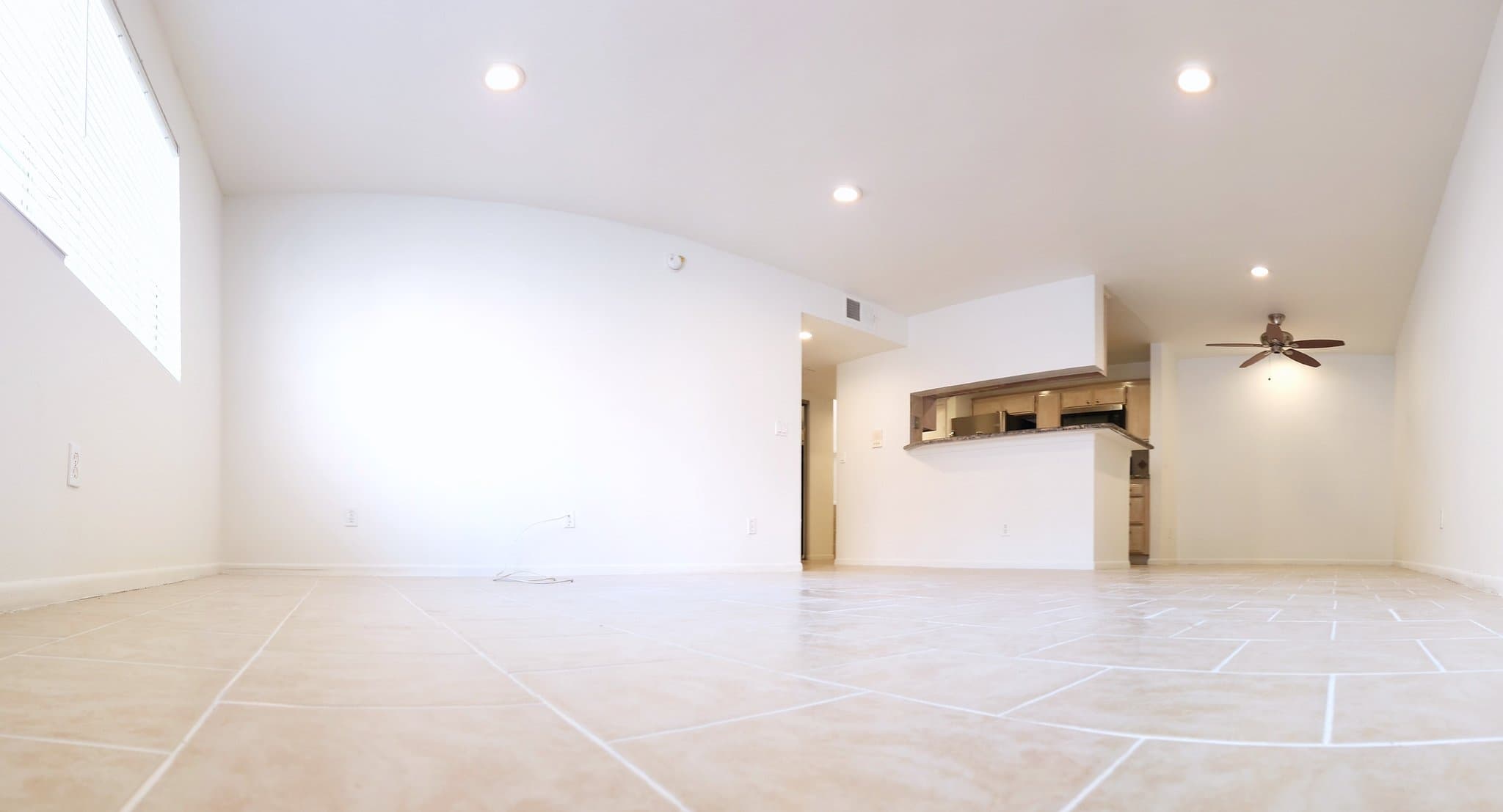 North Hollywood Apartment: 11020 Hesby Street