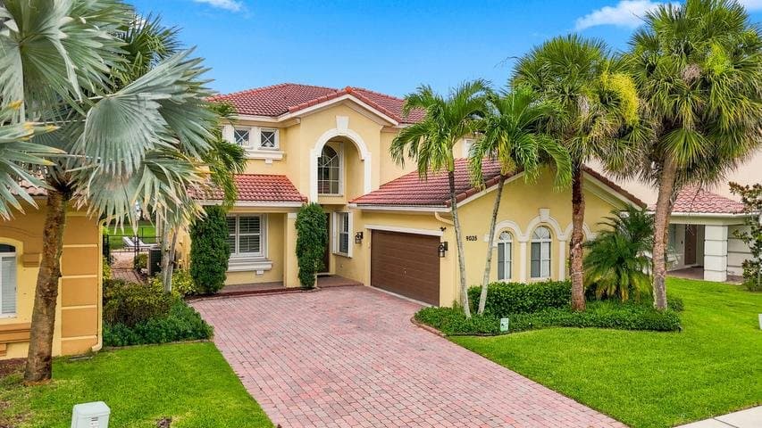Lake Worth House: 9035 Silver Glen Way