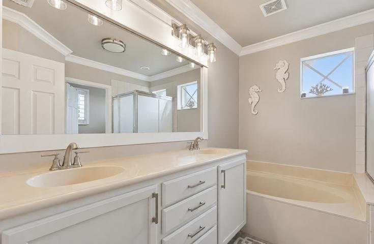 Lake Worth House: 9035 Silver Glen Way