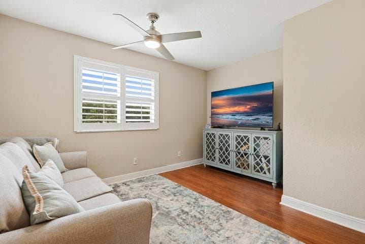 Lake Worth House: 9035 Silver Glen Way