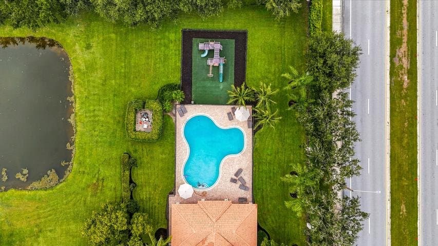 Lake Worth House: 9035 Silver Glen Way