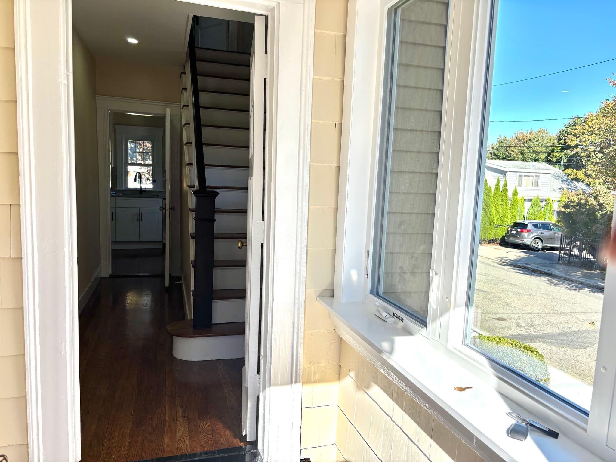 West Roxbury House: 82 Lasell St