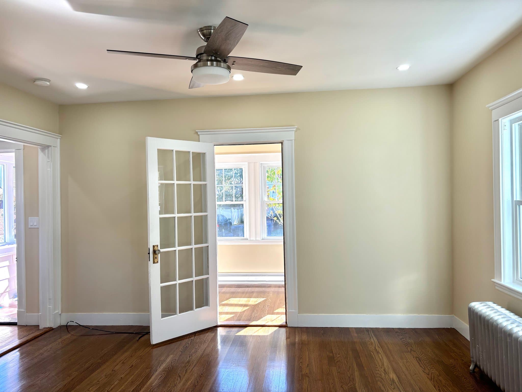 West Roxbury House: 82 Lasell St