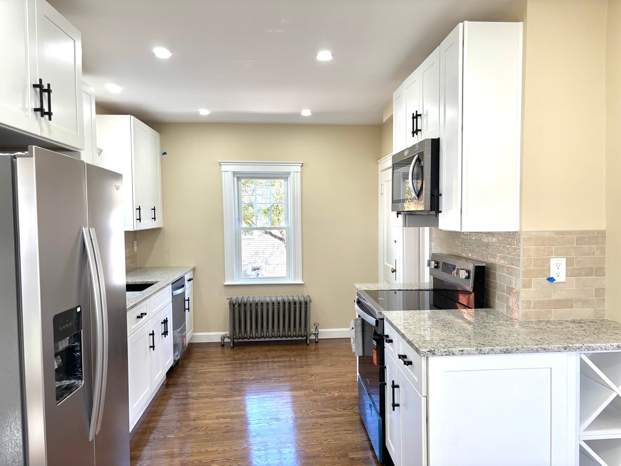 West Roxbury House: 82 Lasell St