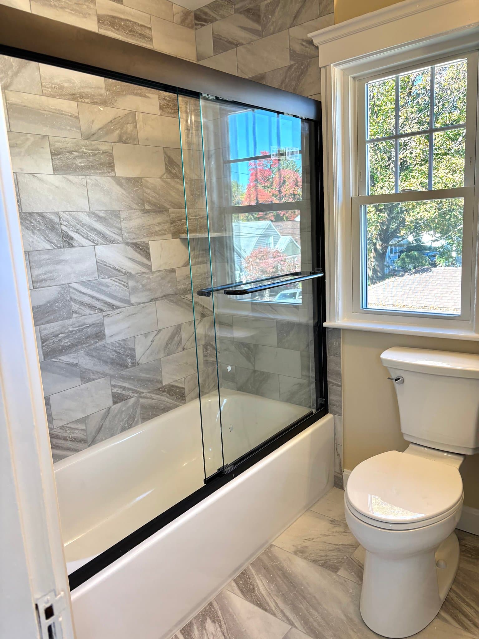 West Roxbury House: 82 Lasell St