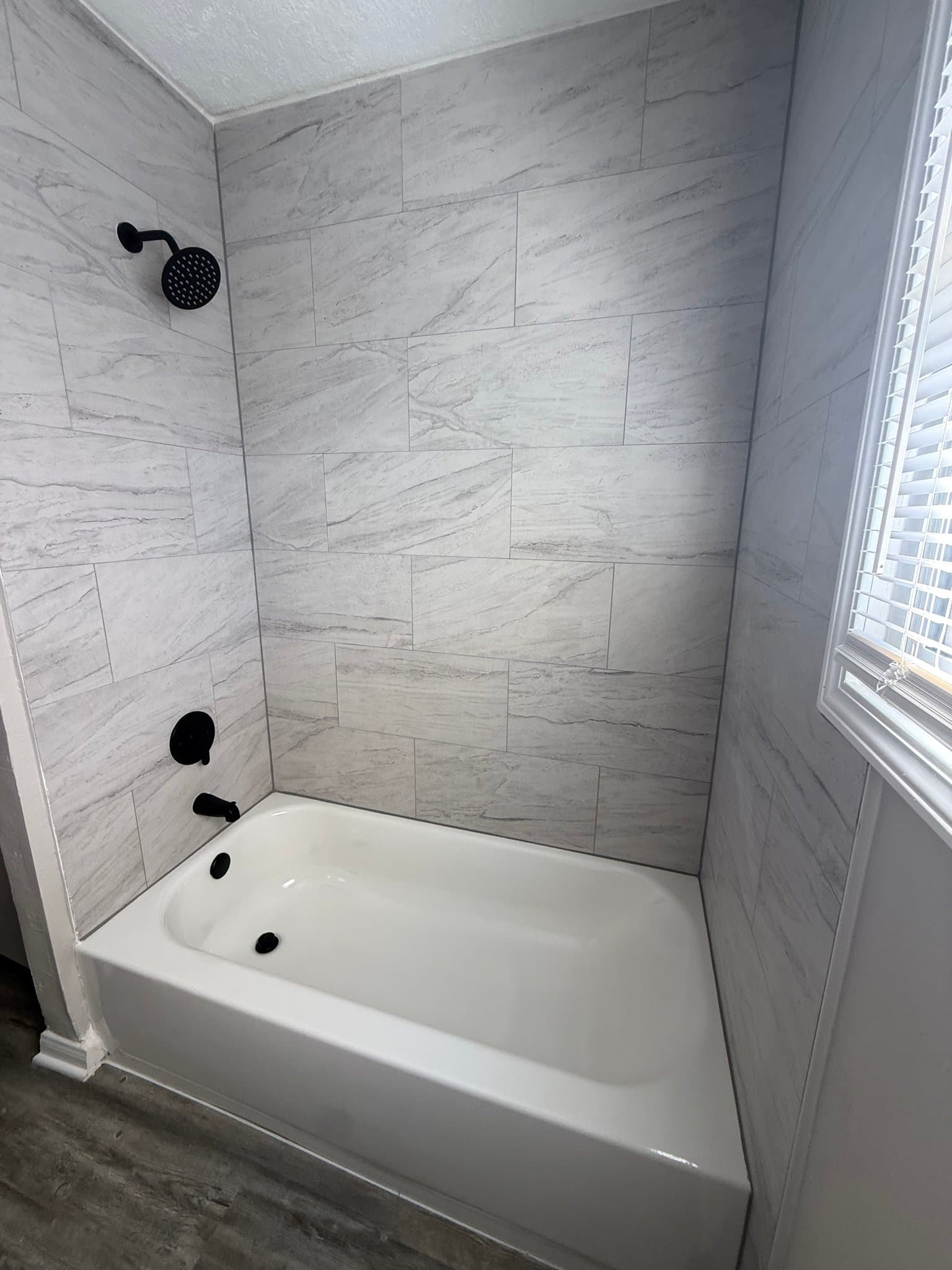 Baytown House: 1706 Wilburn Dr