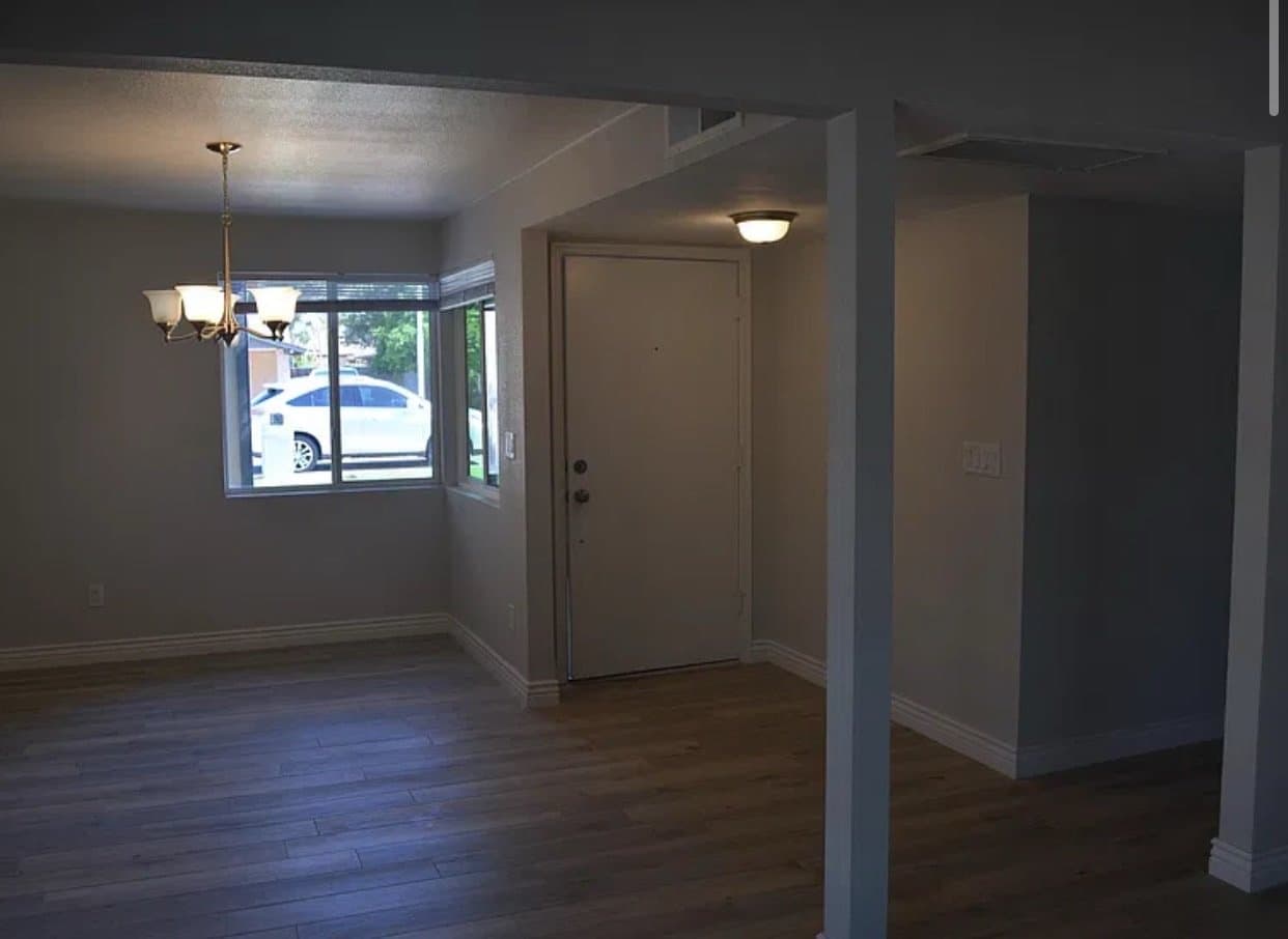 Glendale House: 5639 W Mission Ln