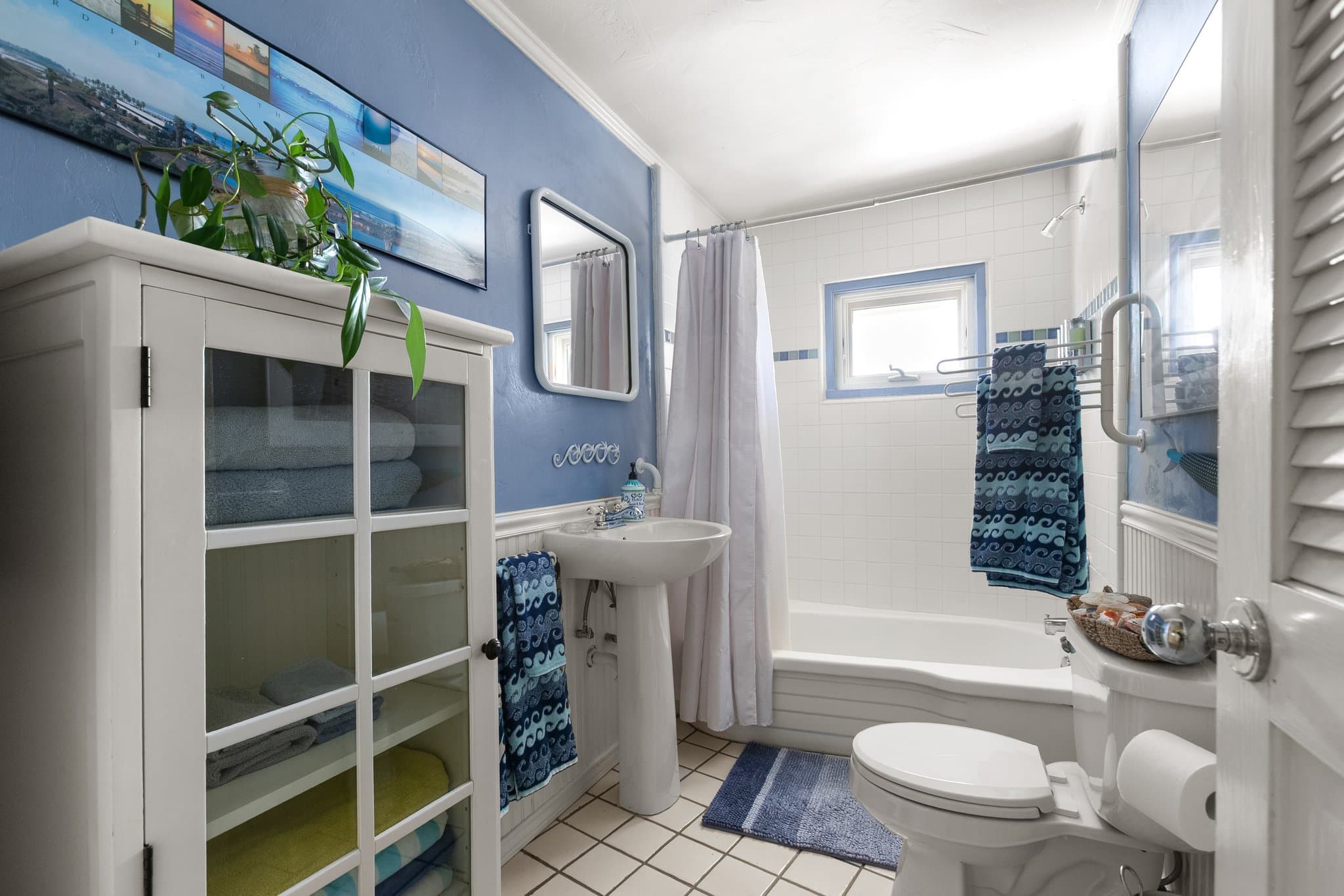 Cardiff by the Sea House: 1804 Oxford Ave