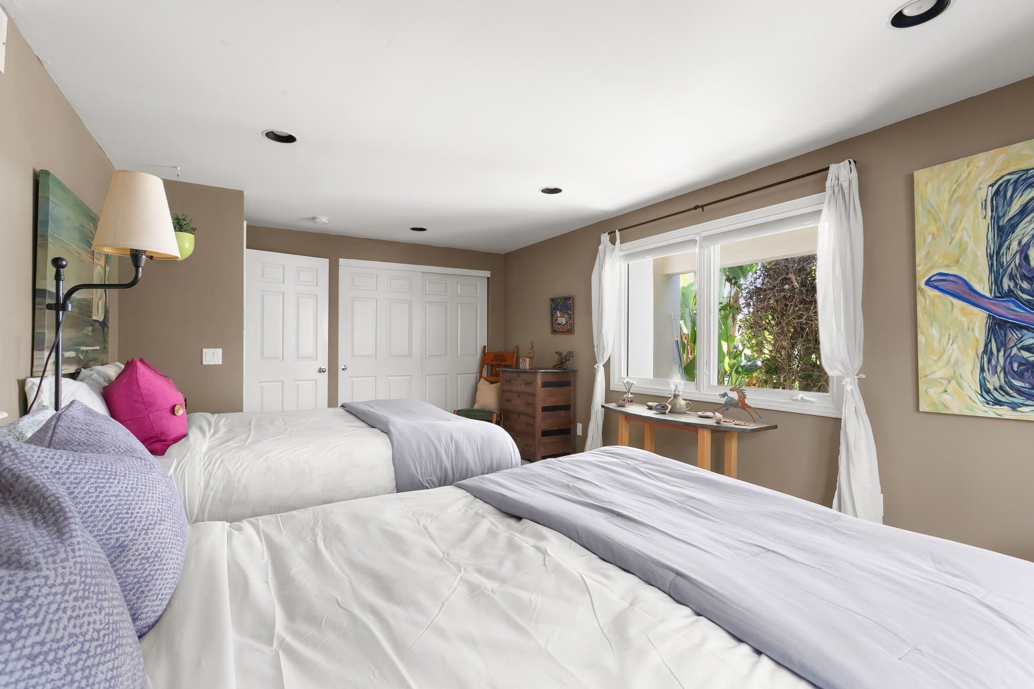 Cardiff by the Sea House: 1804 Oxford Ave
