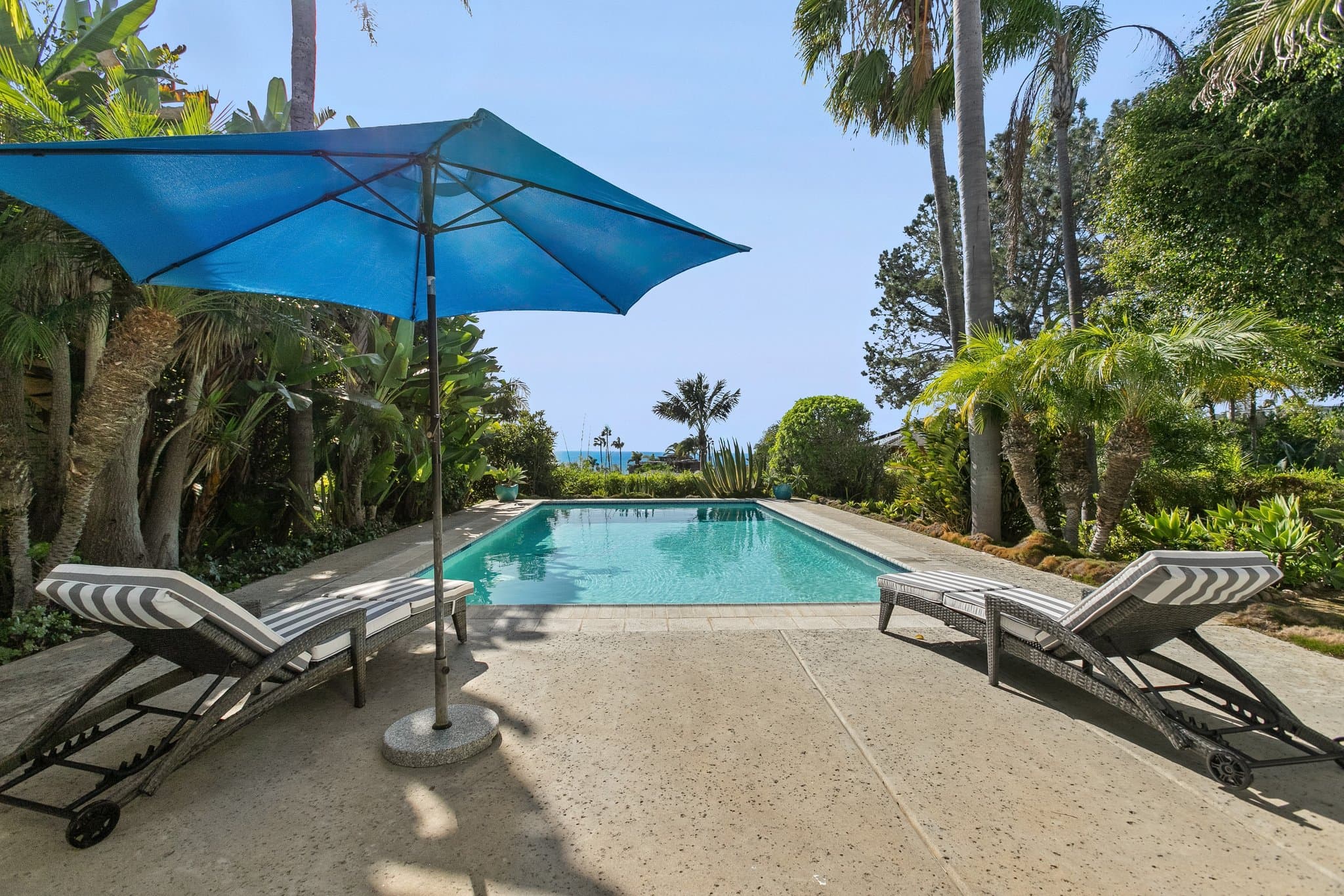 Cardiff by the Sea House: 1804 Oxford Ave