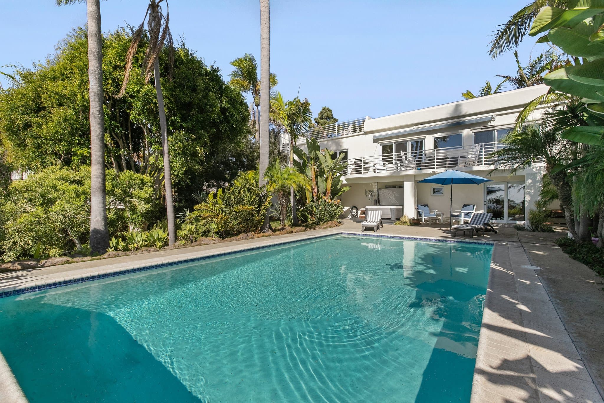 Cardiff by the Sea House: 1804 Oxford Ave