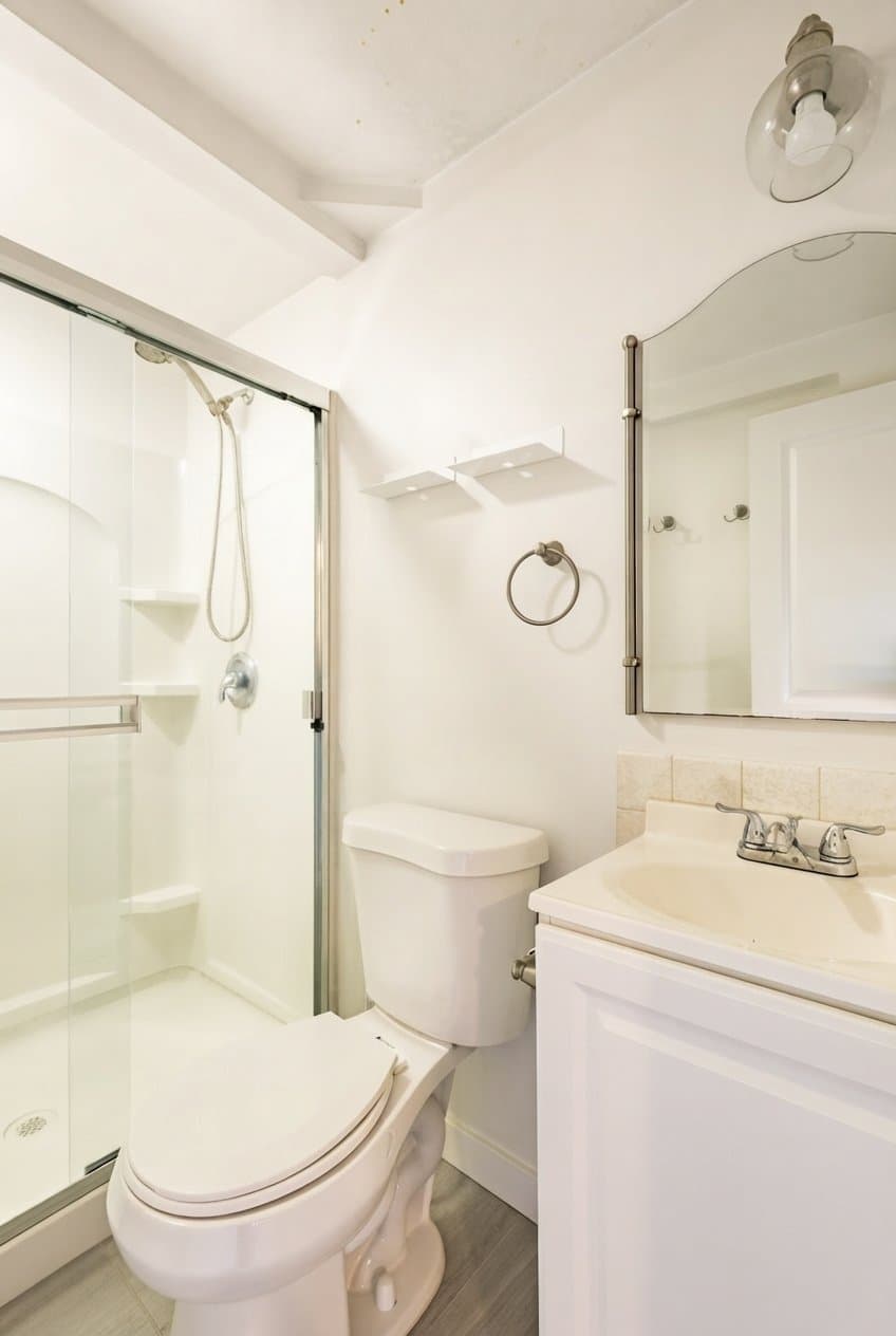 El Cajon House: 1078 Cosmo Avenue