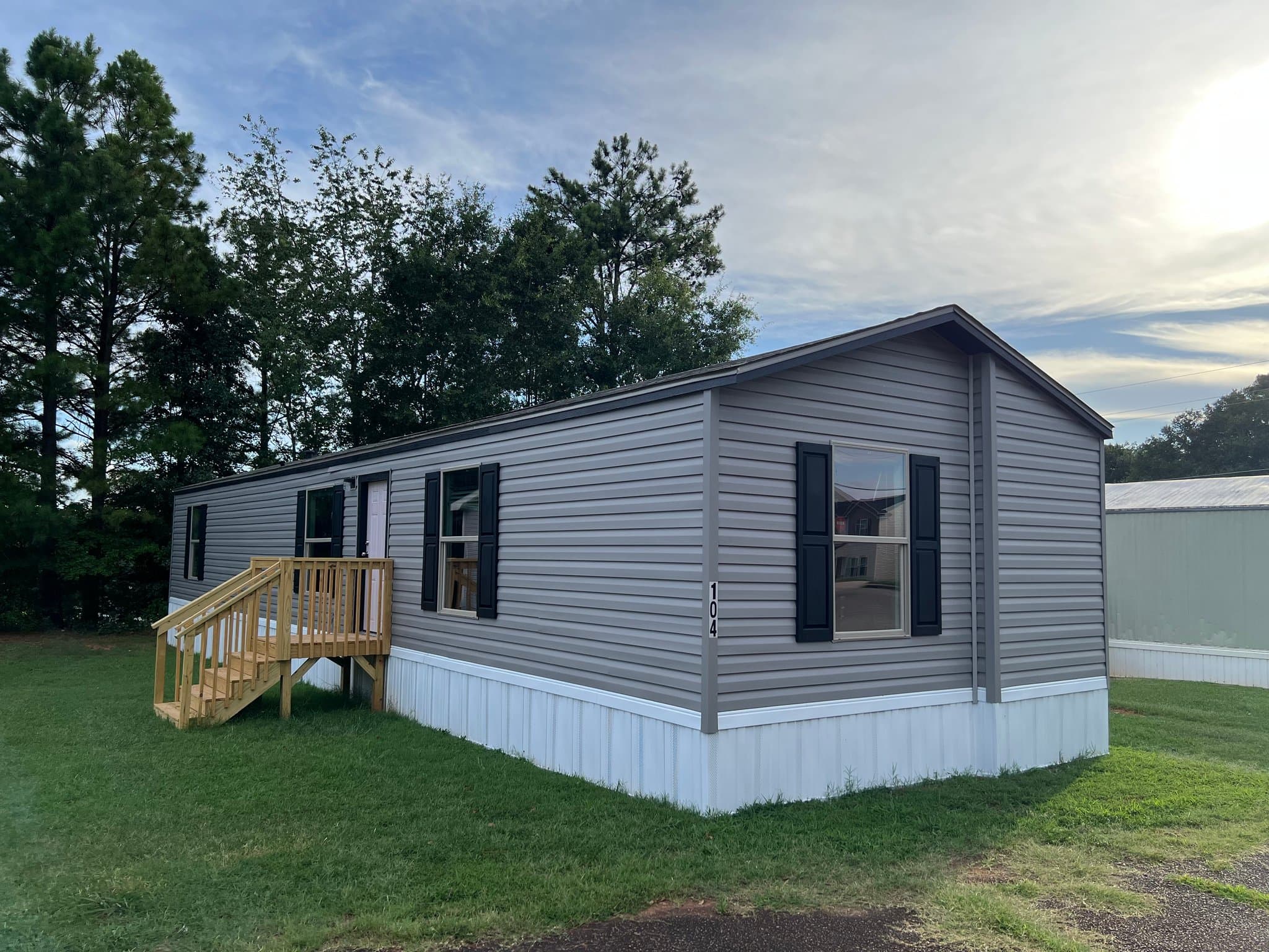 Duncan House: 361 Cokes Ridge Circle