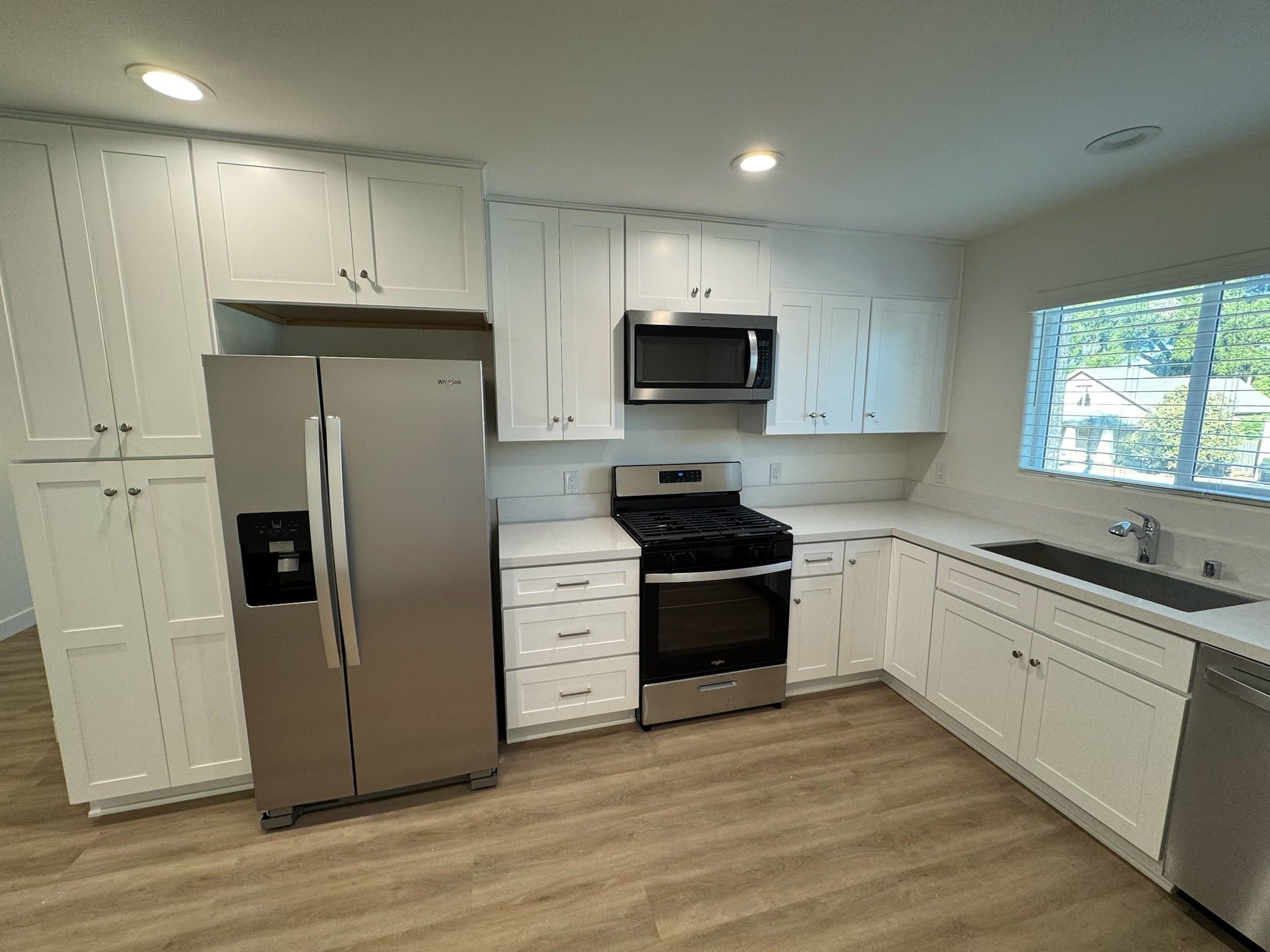 Redlands Apartment: 500 La Verne St