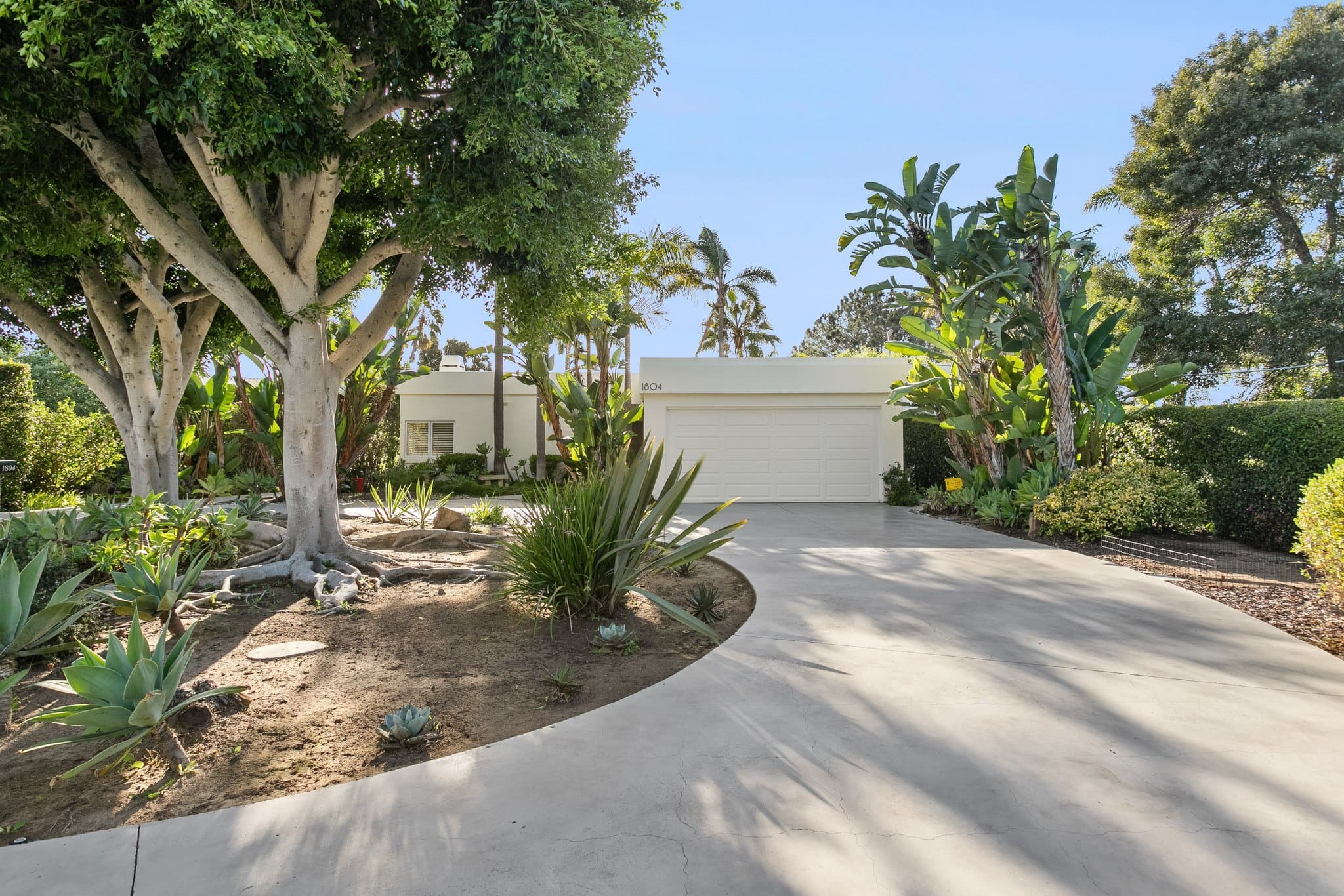 Cardiff by the Sea House: 1804 Oxford Ave