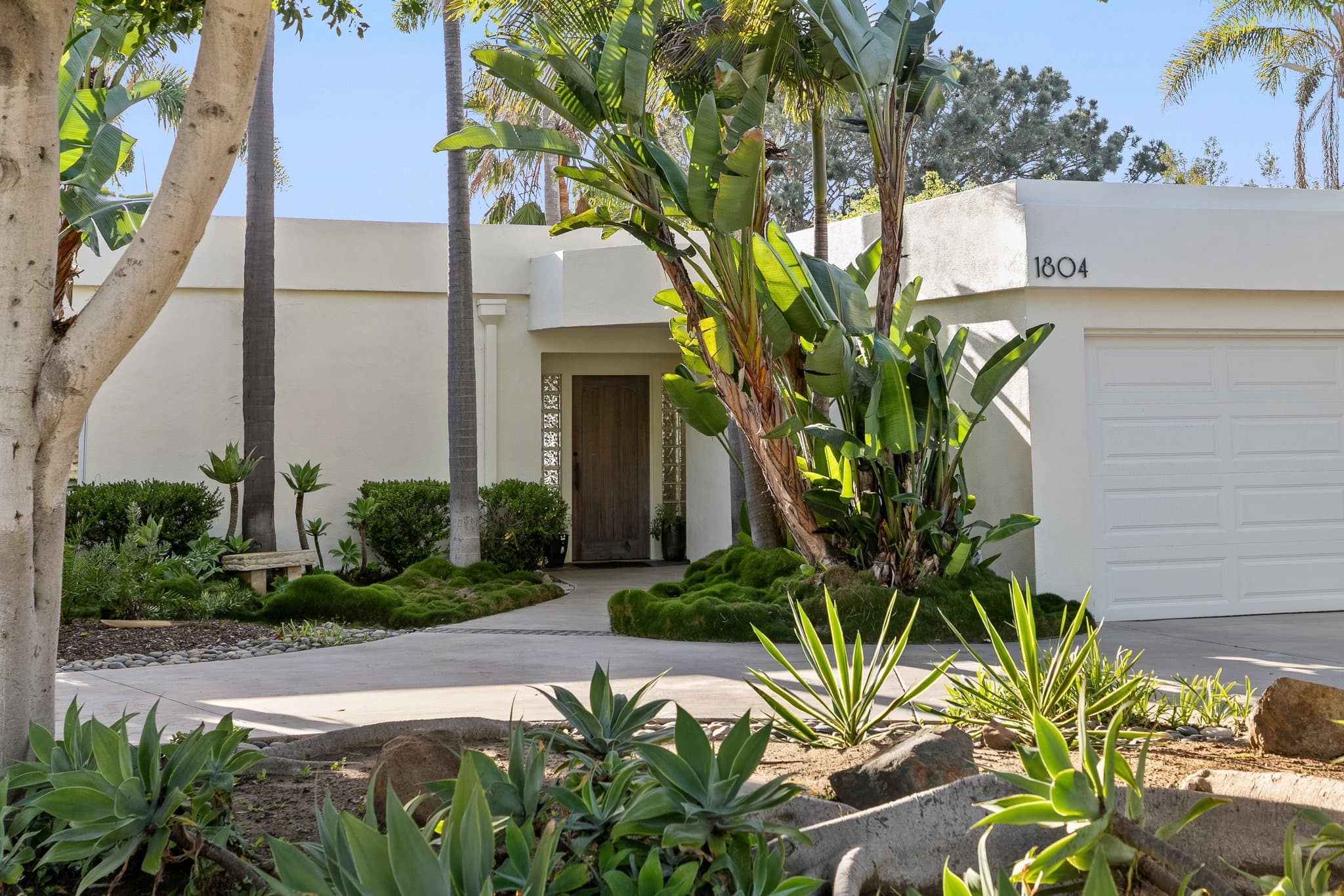 Cardiff by the Sea House: 1804 Oxford Ave