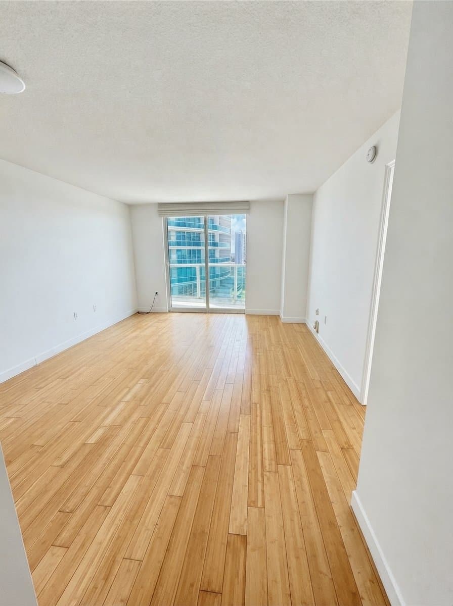 Miami Condo: 2101 Brickell Ave