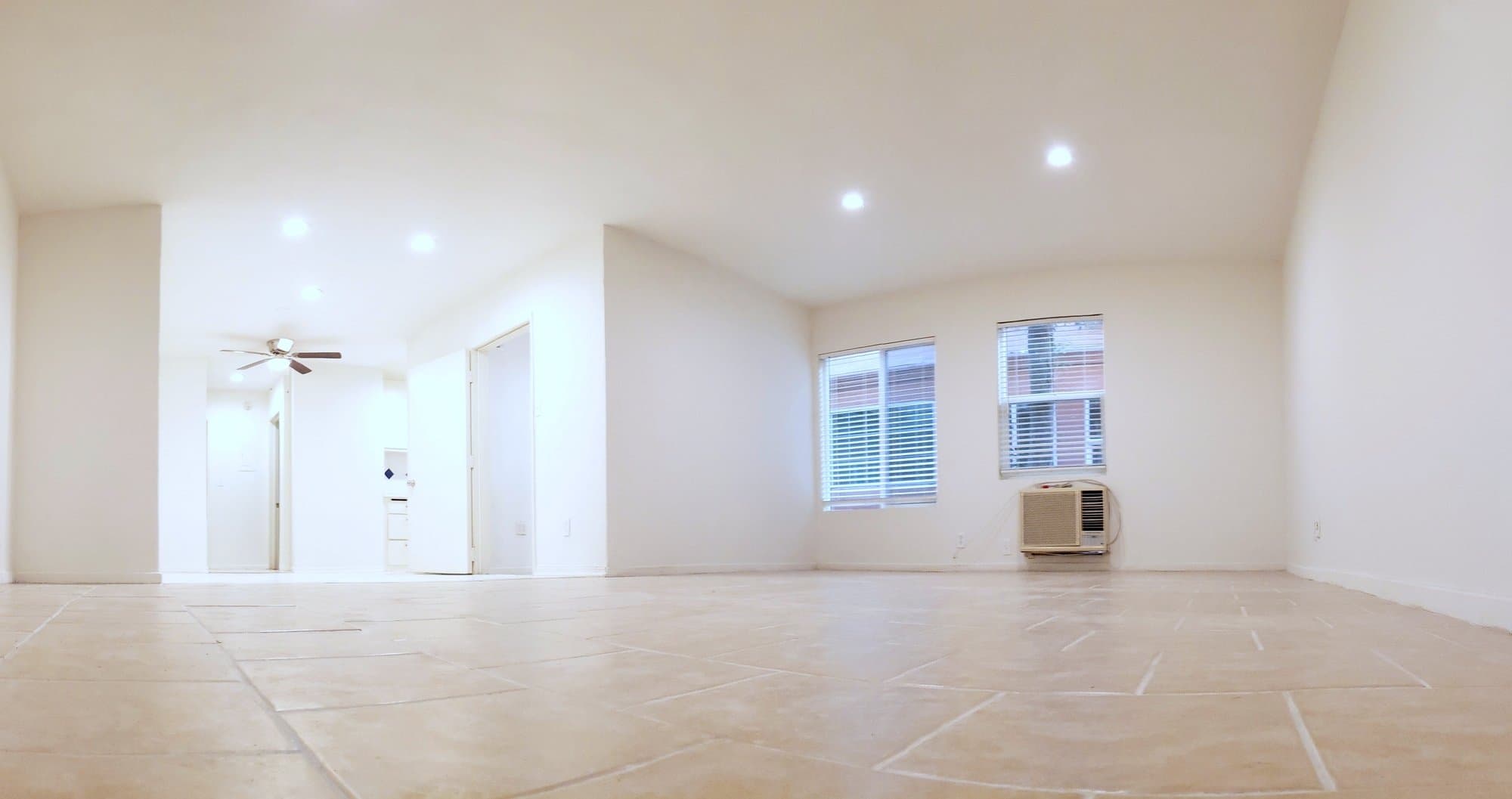 Van Nuys Apartment: 8108 Langdon Avenue