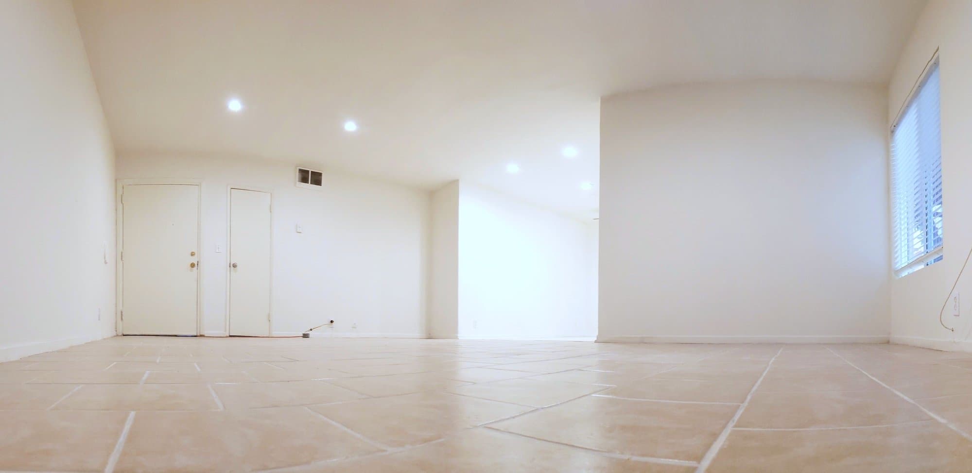Van Nuys Apartment: 8108 Langdon Avenue
