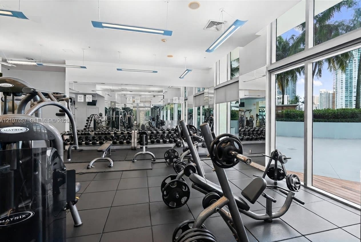 Miami Condo: 90 SW 3rd St
