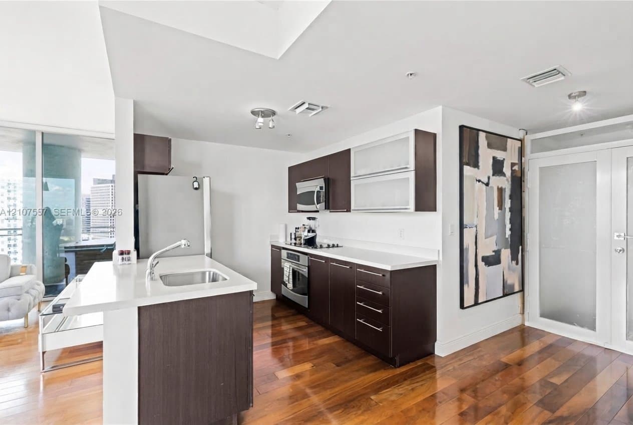 Miami Condo: 90 SW 3rd St