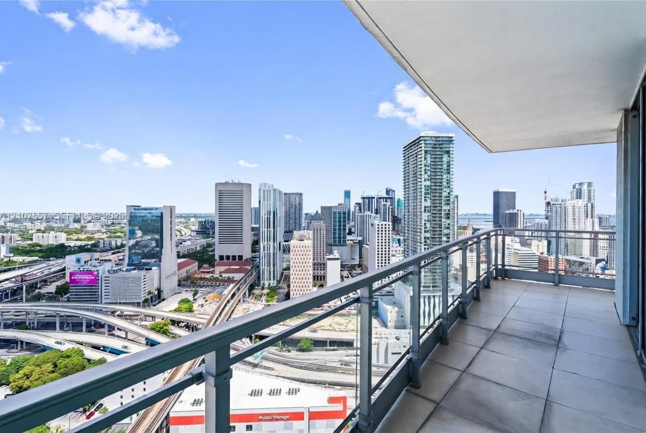 Miami Condo: 90 SW 3rd St