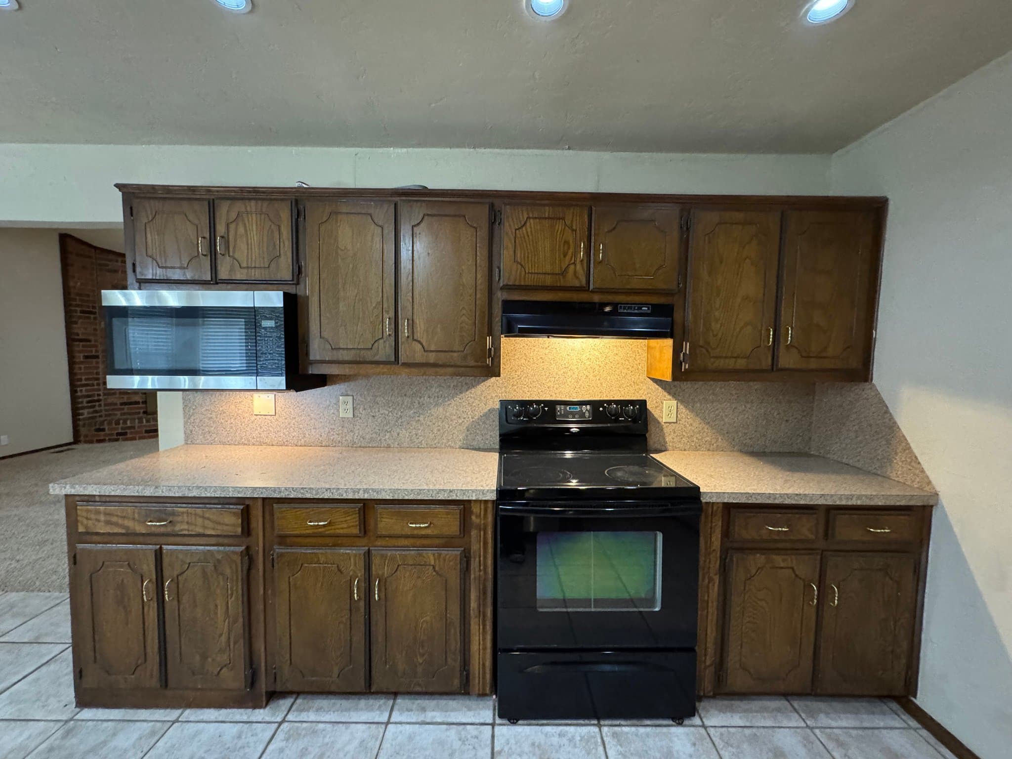 Edmond Oklahoma House: 1327 W Aries Rd
