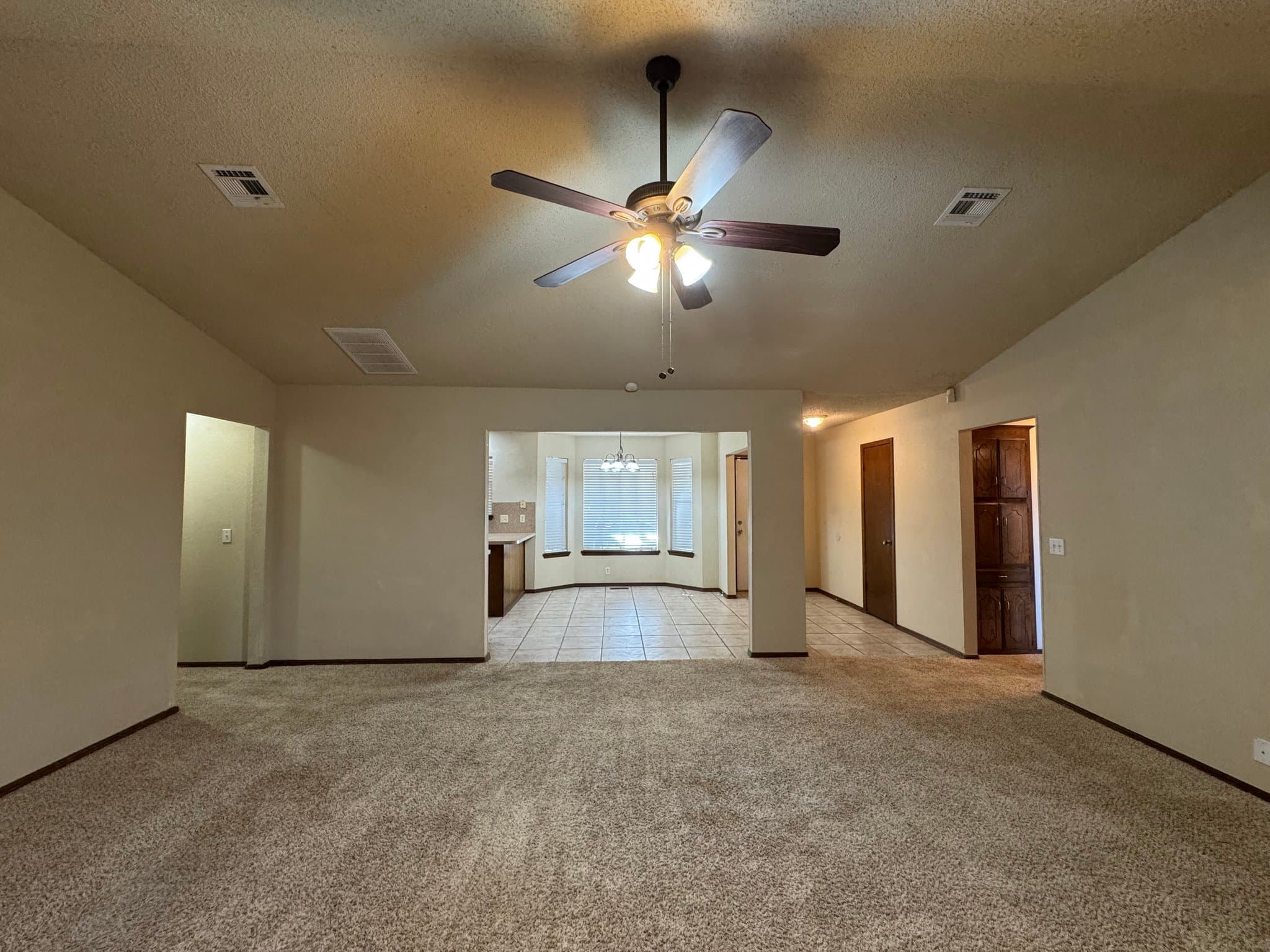 Edmond Oklahoma House: 1327 W Aries Rd