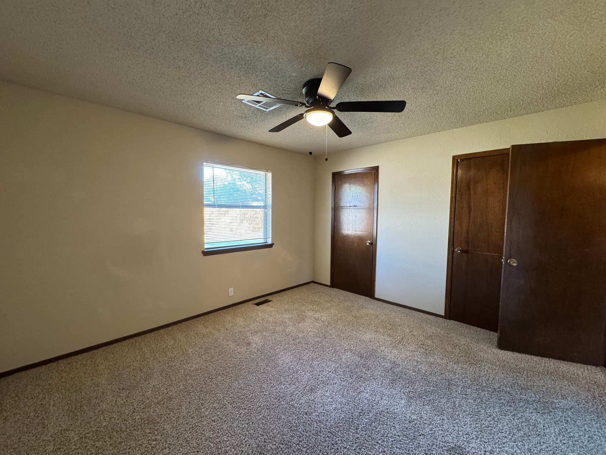 Edmond Oklahoma House: 1327 W Aries Rd