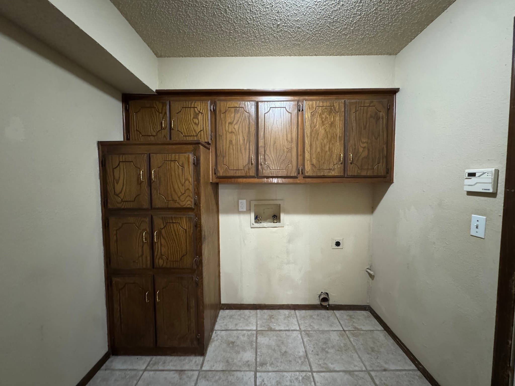 Edmond Oklahoma House: 1327 W Aries Rd