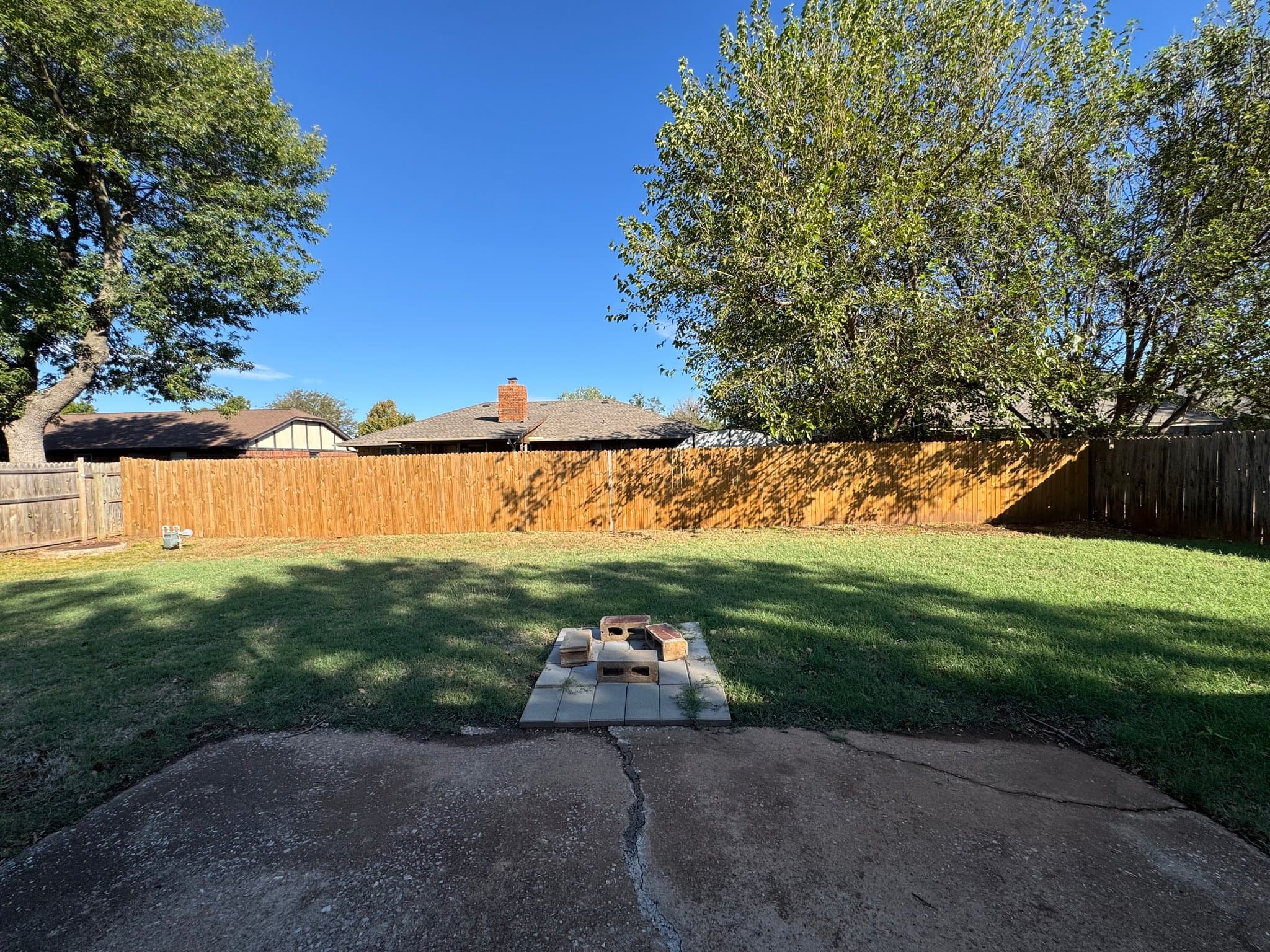 Edmond Oklahoma House: 1327 W Aries Rd