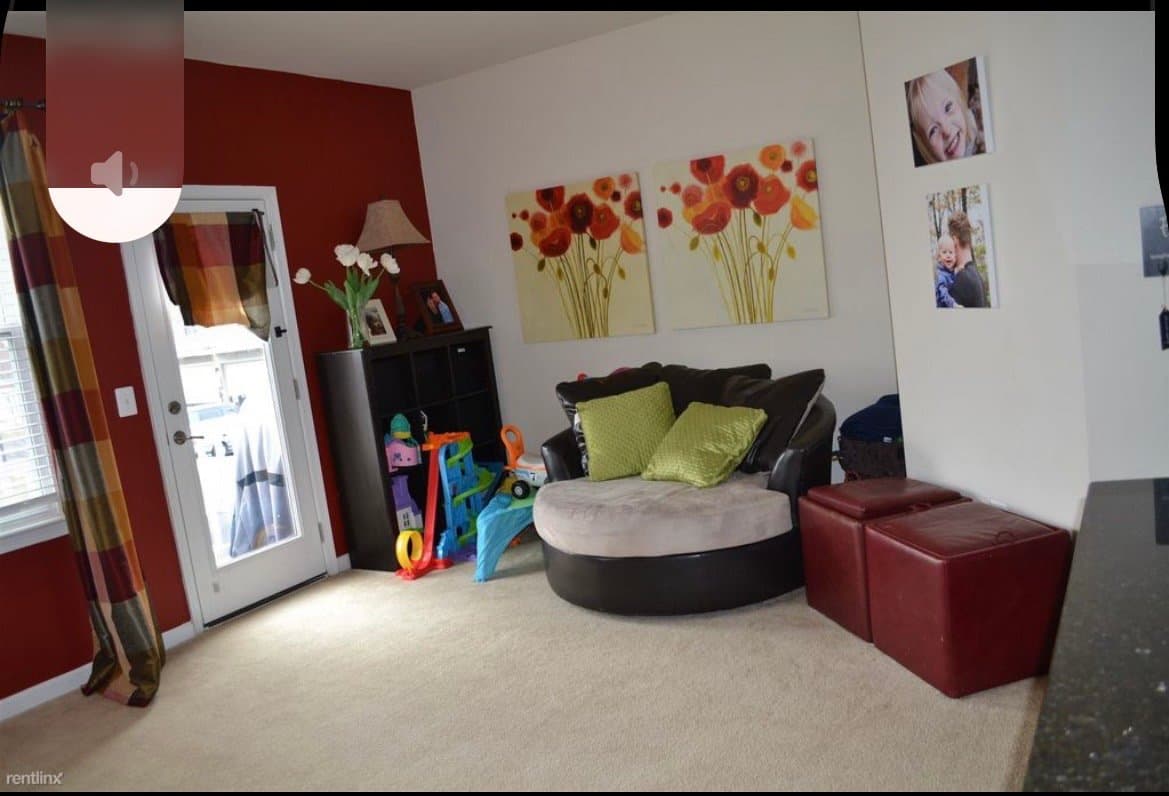 Chantilly Townhome: 43913 Eastgate View Dr