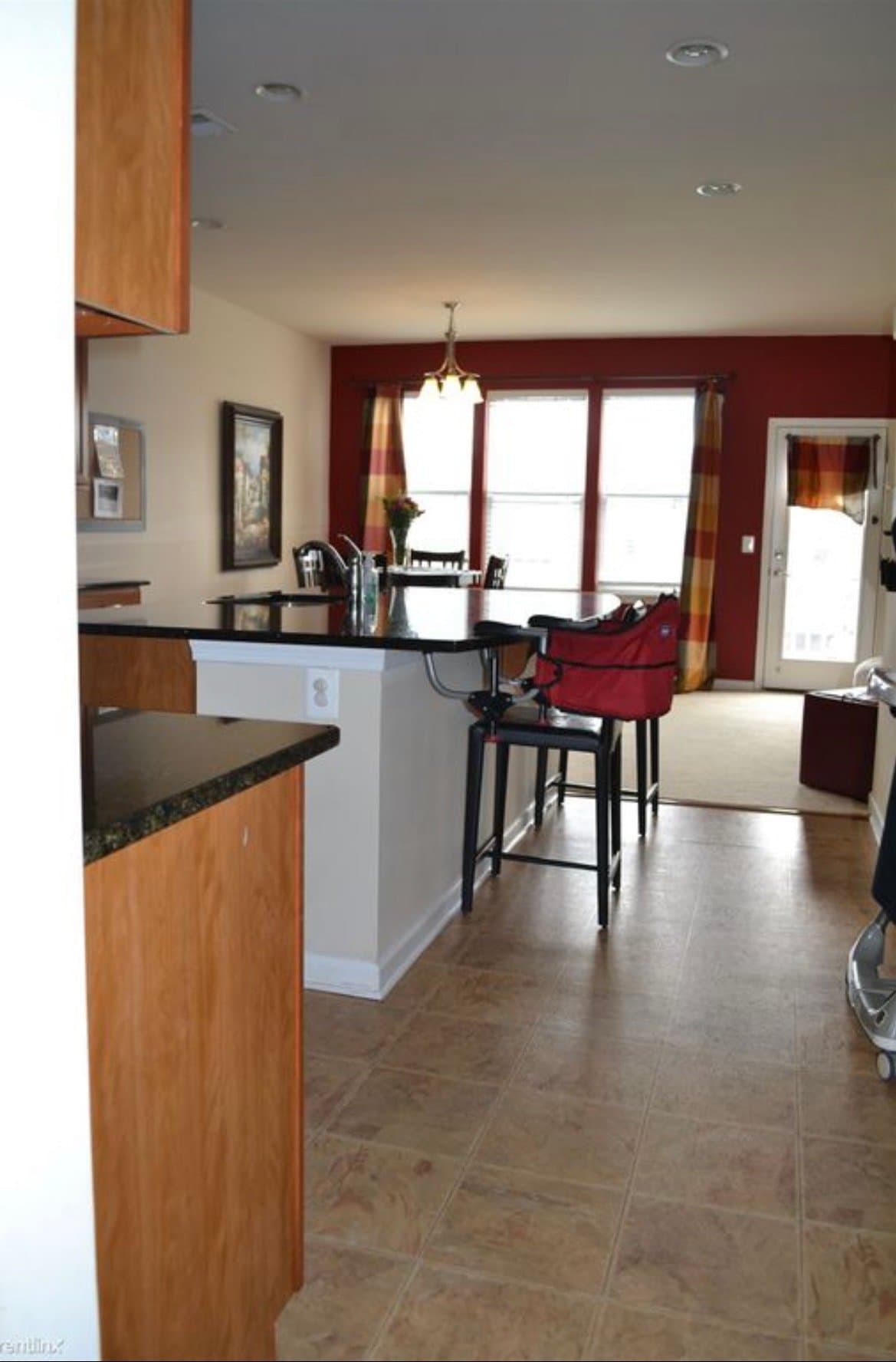 Chantilly Townhome: 43913 Eastgate View Dr