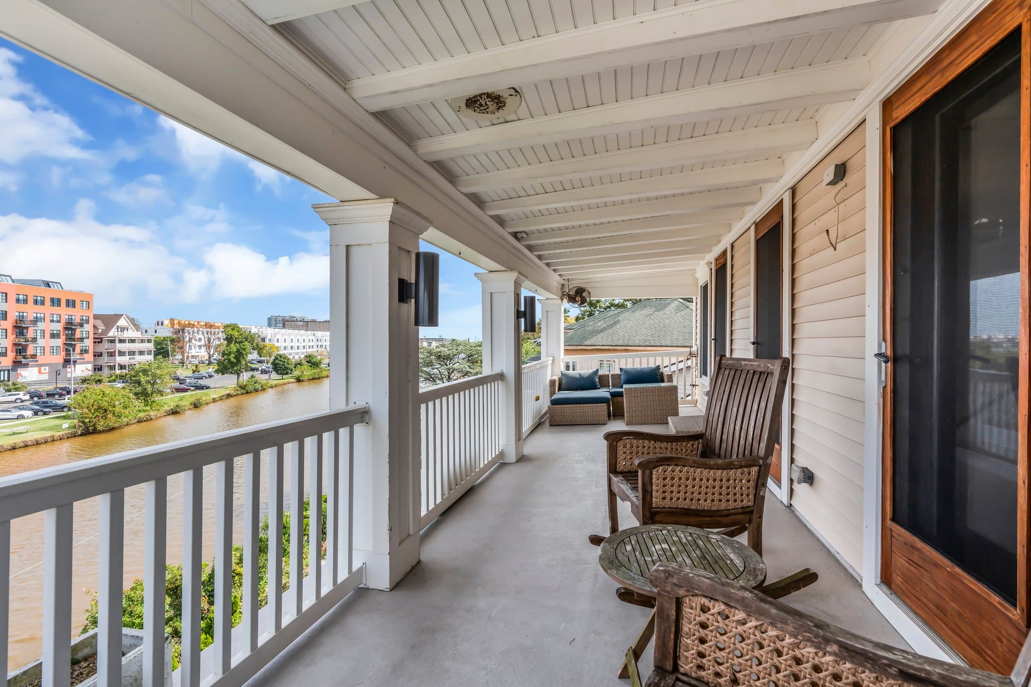 Ocean Grove House: 100 Lake Ave