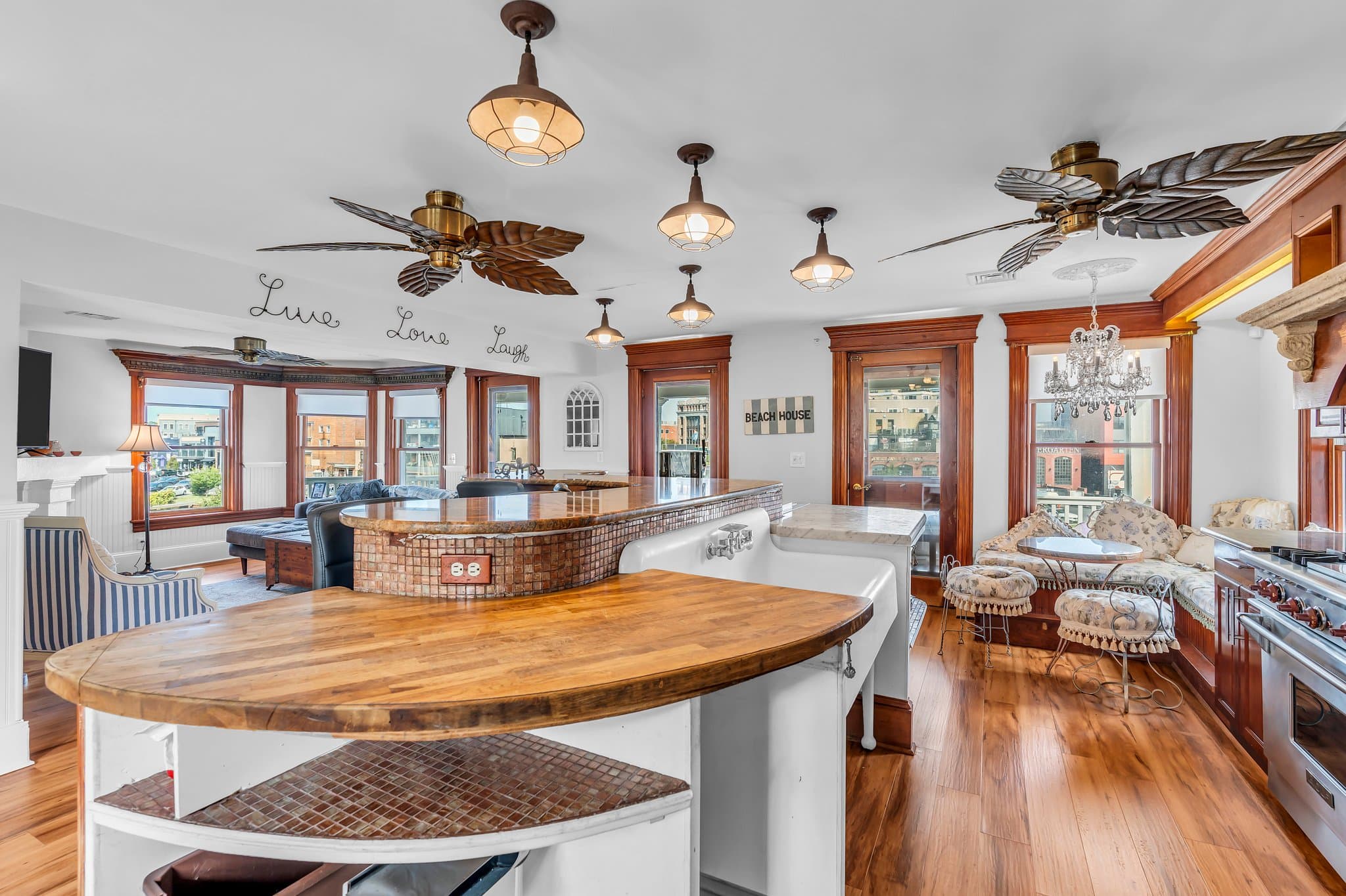 Ocean Grove House: 100 Lake Ave